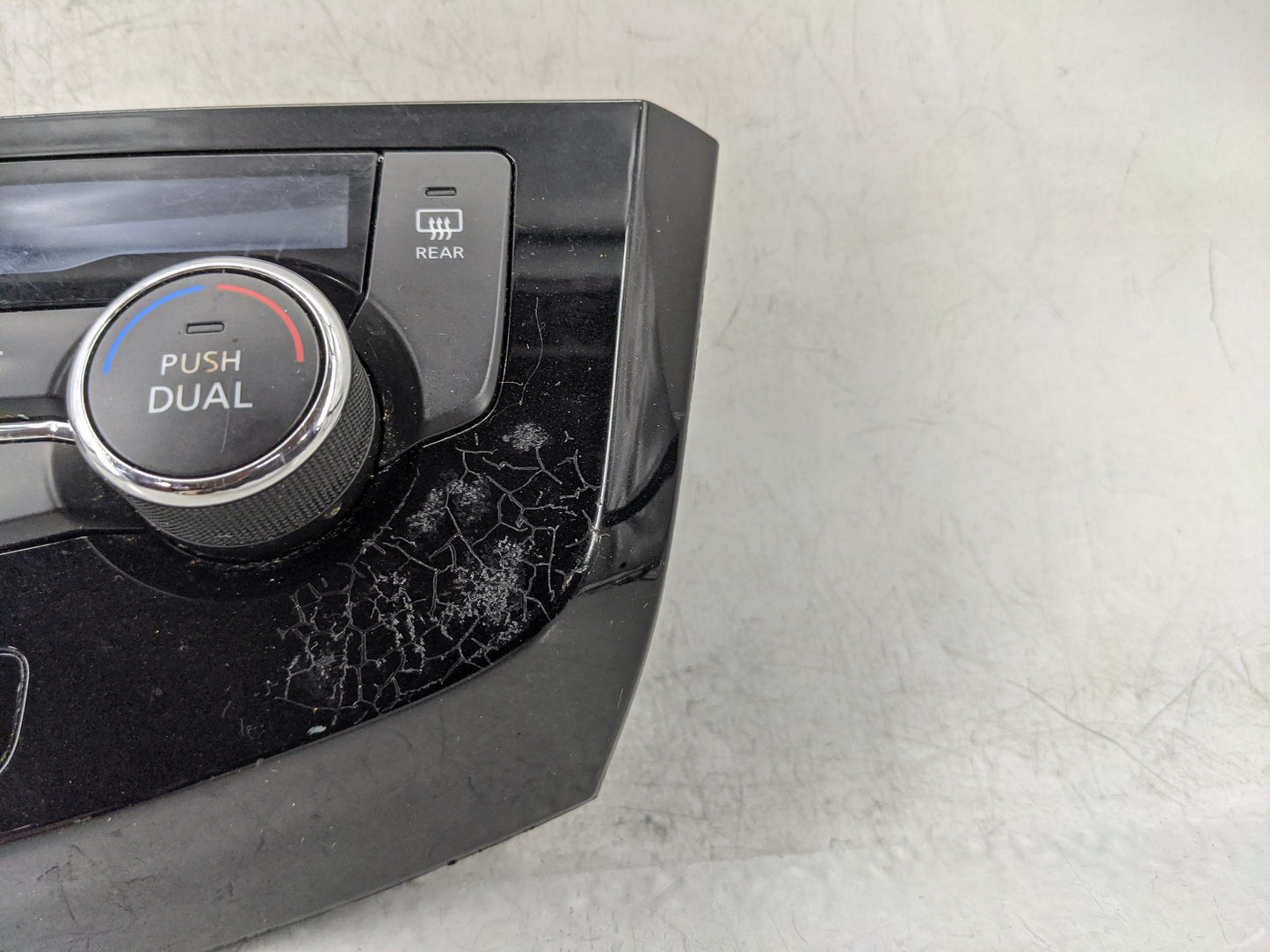 2017-2022 Nissan Rogue Climate Control Module Temperature AC/Heater Replacement P/N:275007FE0A Fits OEM Used Auto Parts - Oe
