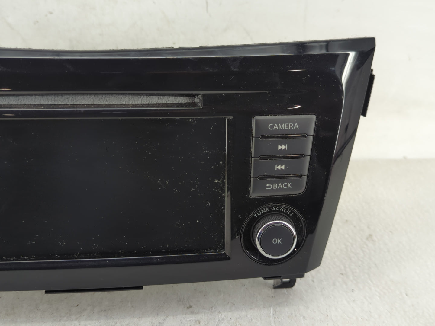 2018-2020 Nissan Rogue Radio AM FM Cd Player Receiver Replacement P/N:2591A7FH0B Fits Fits 2018 2019 2020 OEM Used Auto Part