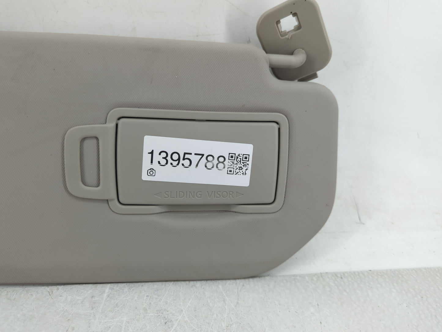 2018-2020 Nissan Rogue Sun Visor Shade Replacement Passenger Right Mirror Fits Fits 2018 2019 2020 OEM Used Auto Parts - Oem