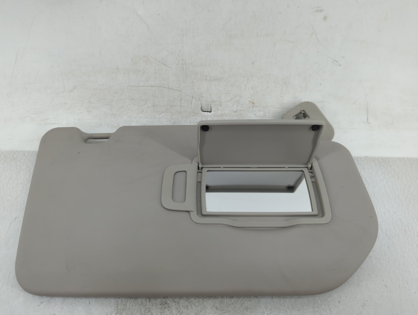 2018-2020 Nissan Rogue Sun Visor Shade Replacement Passenger Right Mirror Fits Fits 2018 2019 2020 OEM Used Auto Parts - Oem