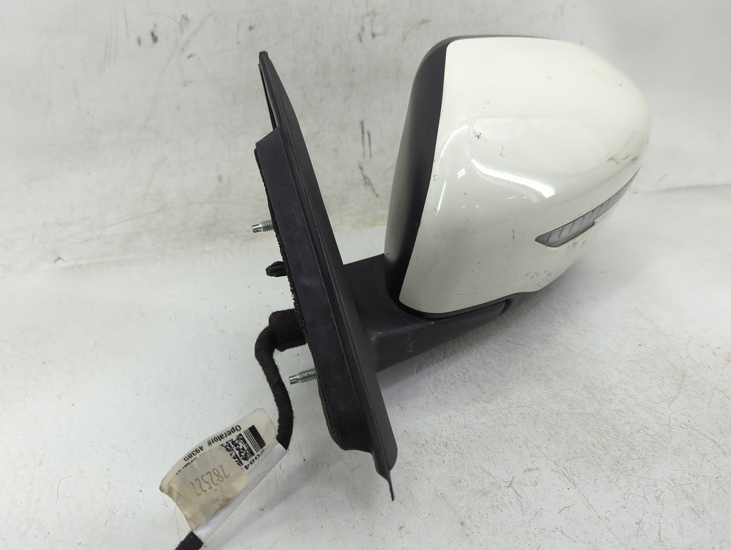2017-2020 Nissan Rogue Driver Side View Mirror - Left Door Mirror OEM Used - Oemusedautoparts1.com
