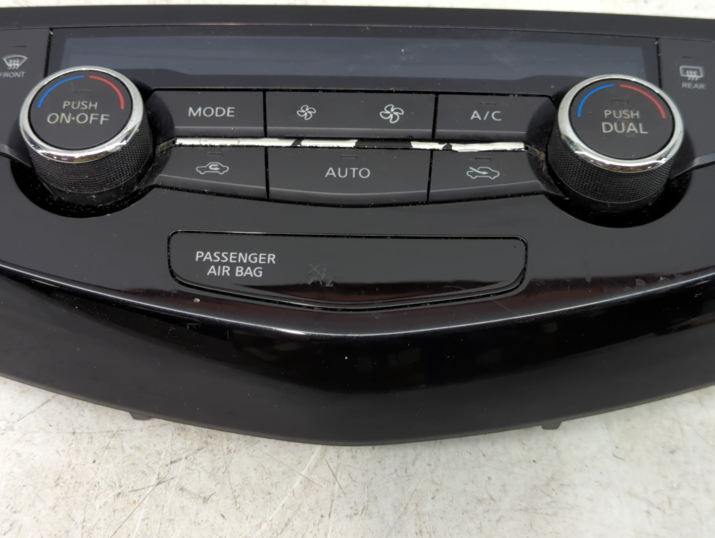 2017-2020 Nissan Rogue Climate Control Module Temperature AC/Heater Replacement P/N:27500 6MA0A Fits Fits 2017 2018 2019 202