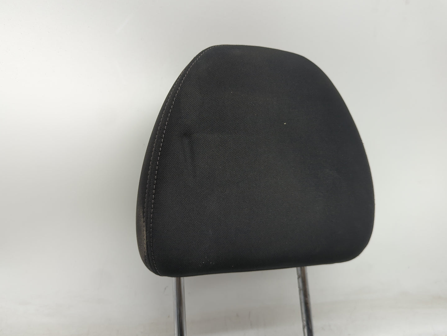 2017-2018 Nissan Rogue Headrest Head Rest Front Driver Passenger Seat Fits Fits 2017 2018 OEM Used Auto Parts - Oemusedautop