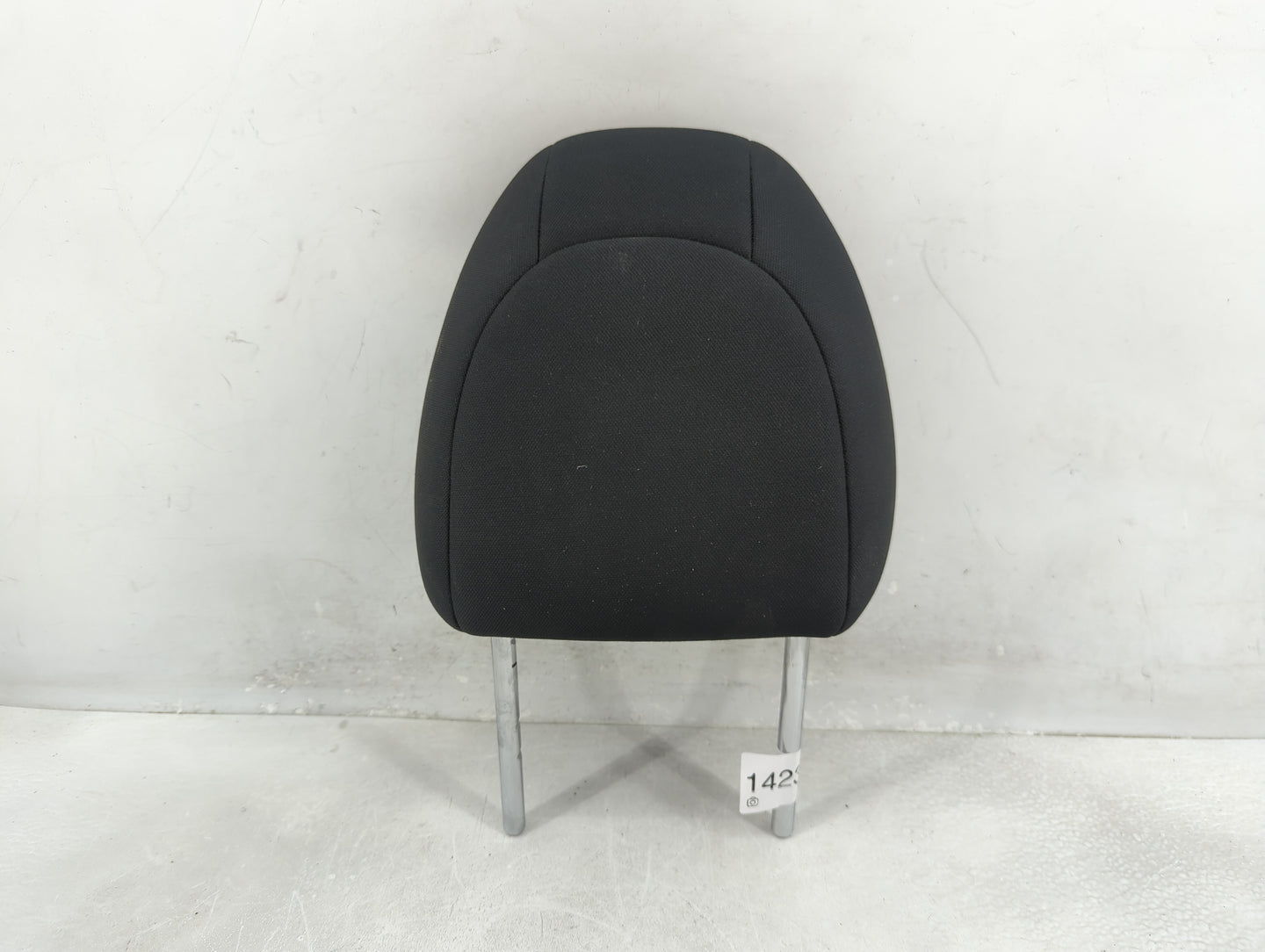 2017-2020 Nissan Rogue Headrest Head Rest Front Driver Passenger Seat - Oemusedautoparts1.com
