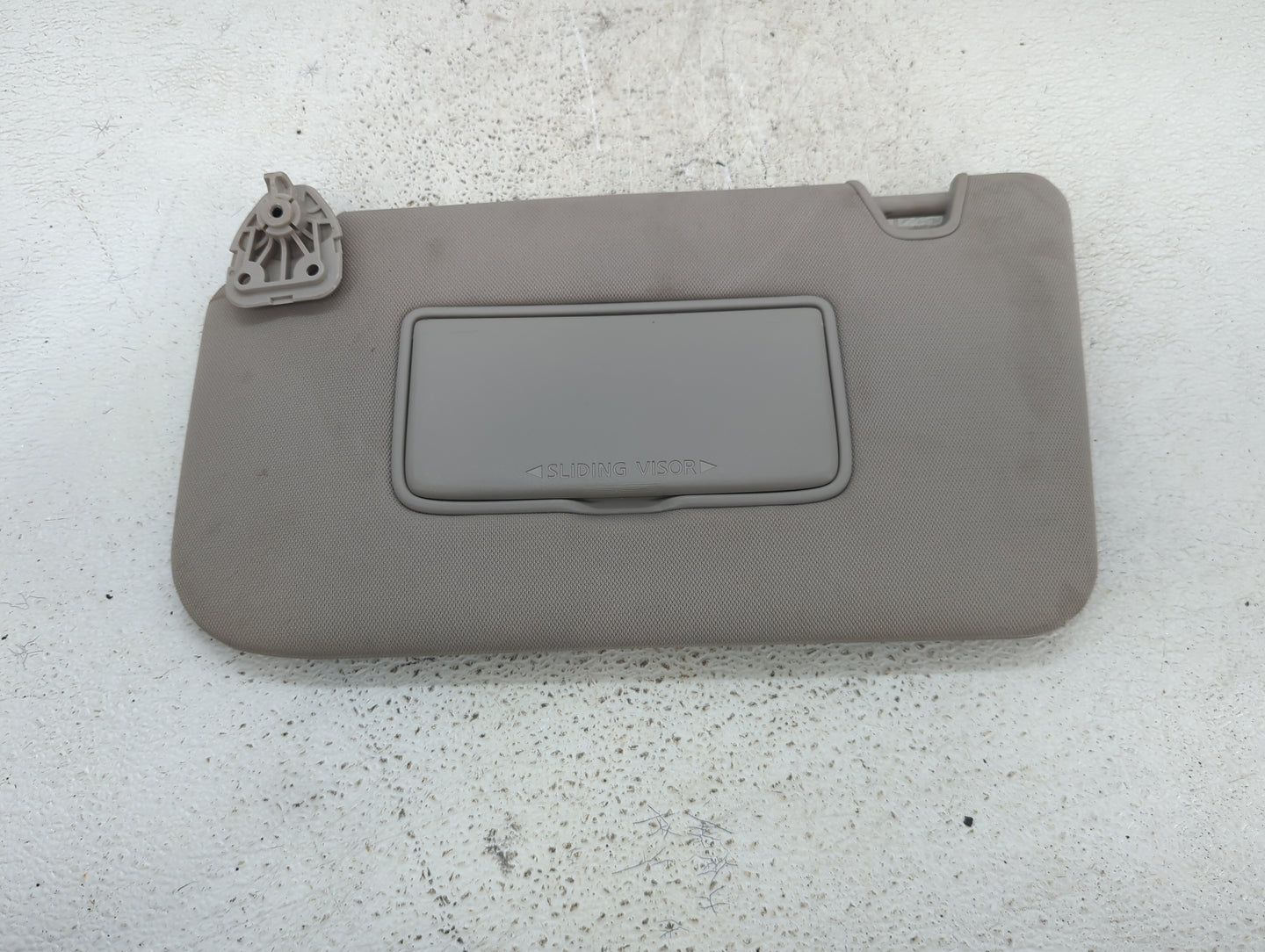 2018-2020 Nissan Rogue Sun Visor Shade Replacement Driver Left Mirror Fits Fits 2018 2019 2020 OEM Used Auto Parts - Oemused