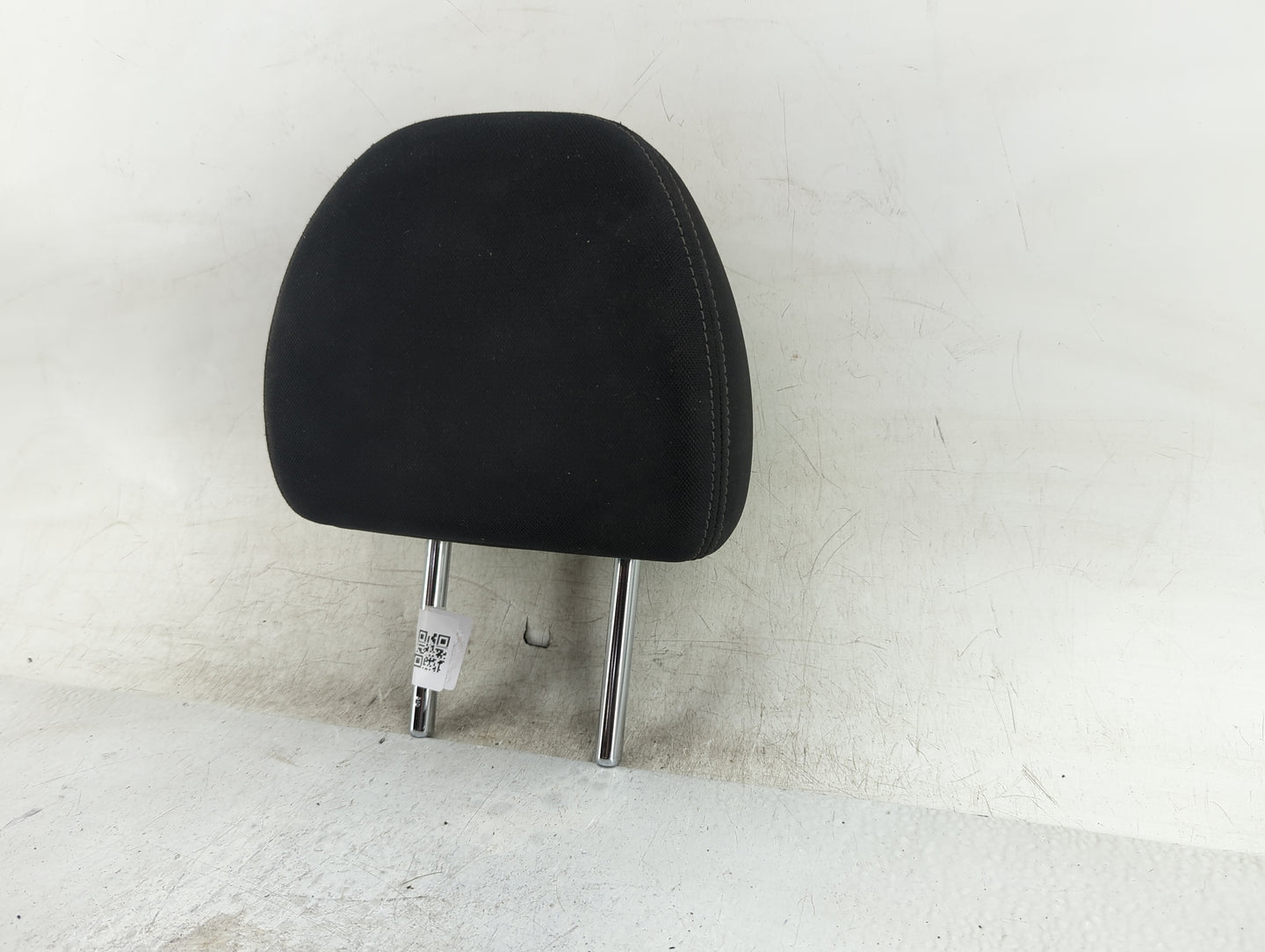 2017-2018 Nissan Rogue Headrest Head Rest Rear Seat Fits Fits 2017 2018 OEM Used Auto Parts - Oemusedautoparts1.com