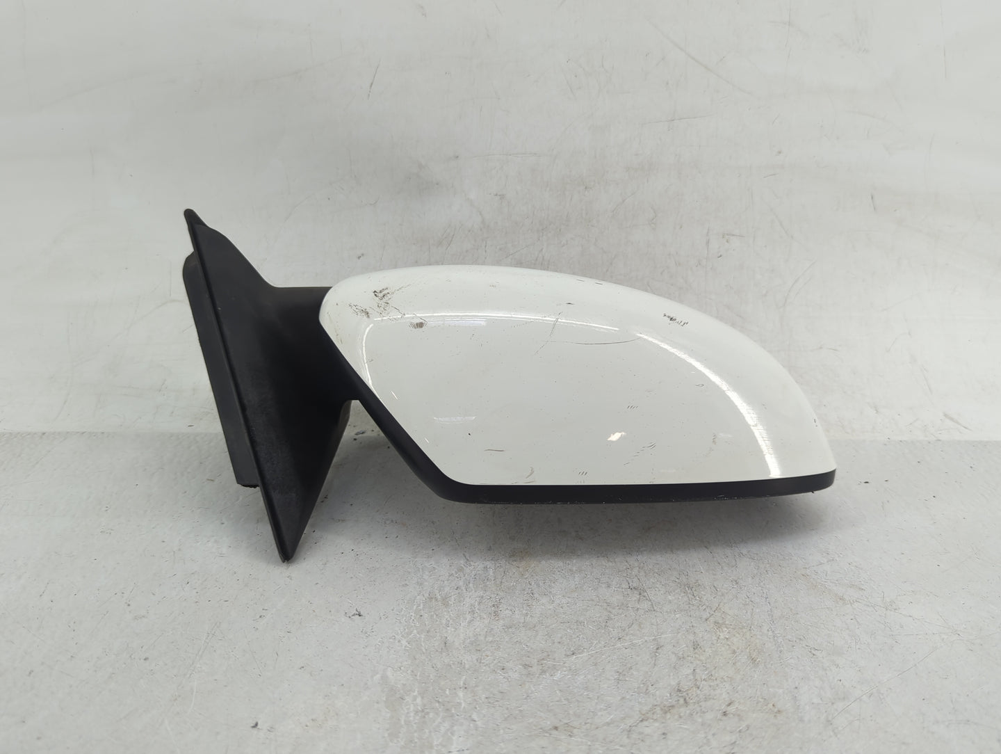 2016-2020 Nissan Rogue Passenger Side View Mirror - Right Door Mirror OEM Used - Oemusedautoparts1.com