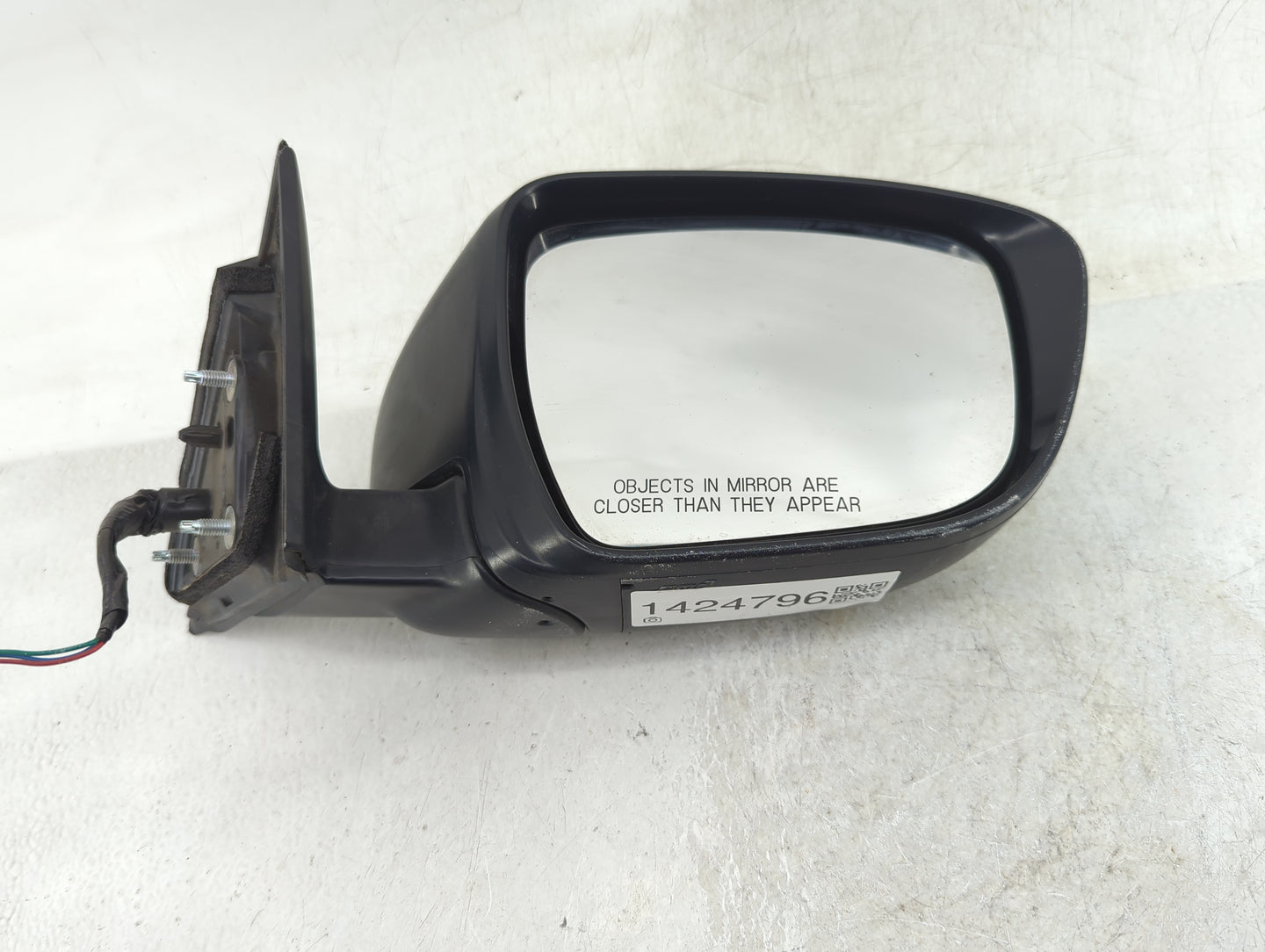 2016-2020 Nissan Rogue Passenger Side View Mirror - Right Door Mirror OEM Used - Oemusedautoparts1.com