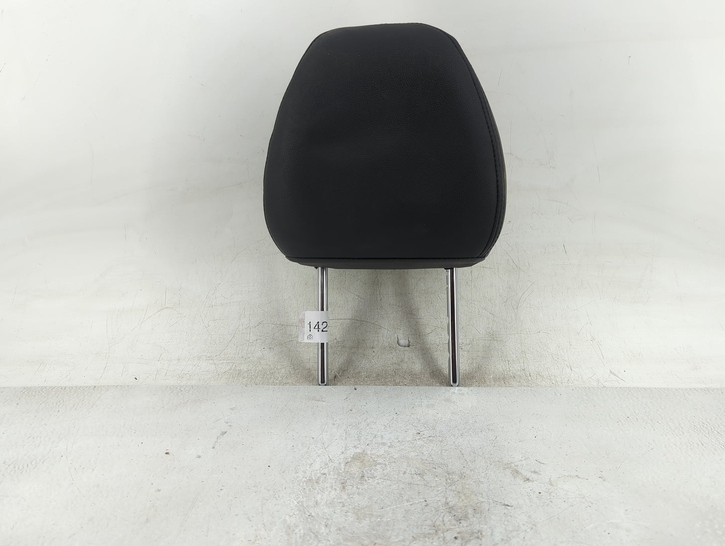 2017-2018 Nissan Rogue Headrest Head Rest Rear Seat Fits Fits 2017 2018 OEM Used Auto Parts - Oemusedautoparts1.com