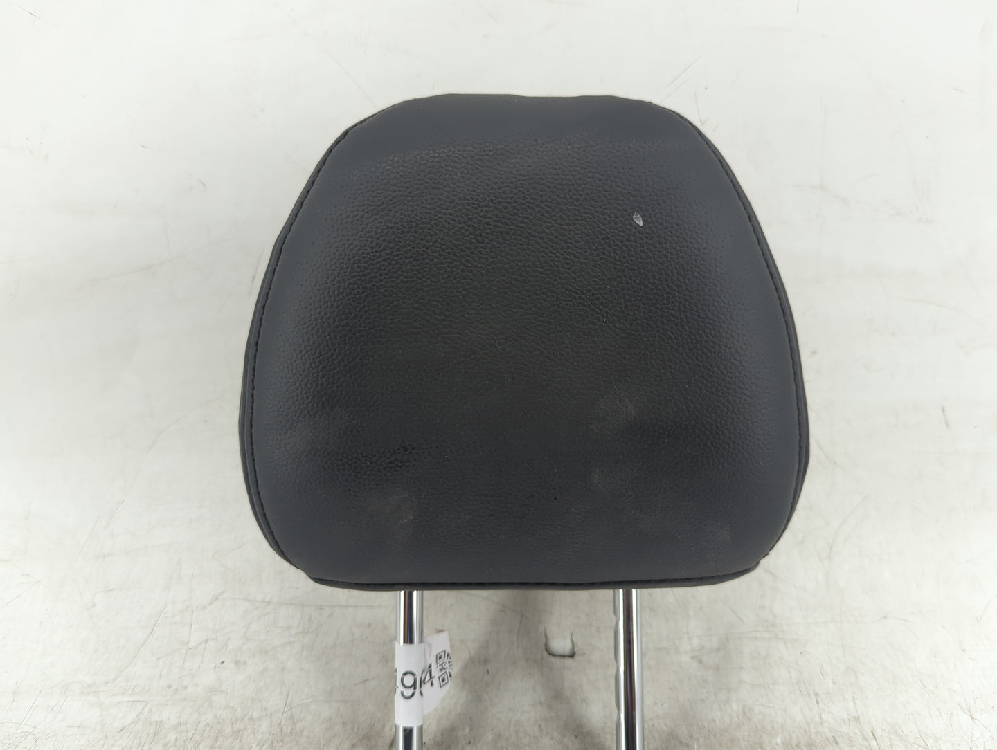 2017-2018 Nissan Rogue Headrest Head Rest Rear Seat Fits Fits 2017 2018 OEM Used Auto Parts - Oemusedautoparts1.com
