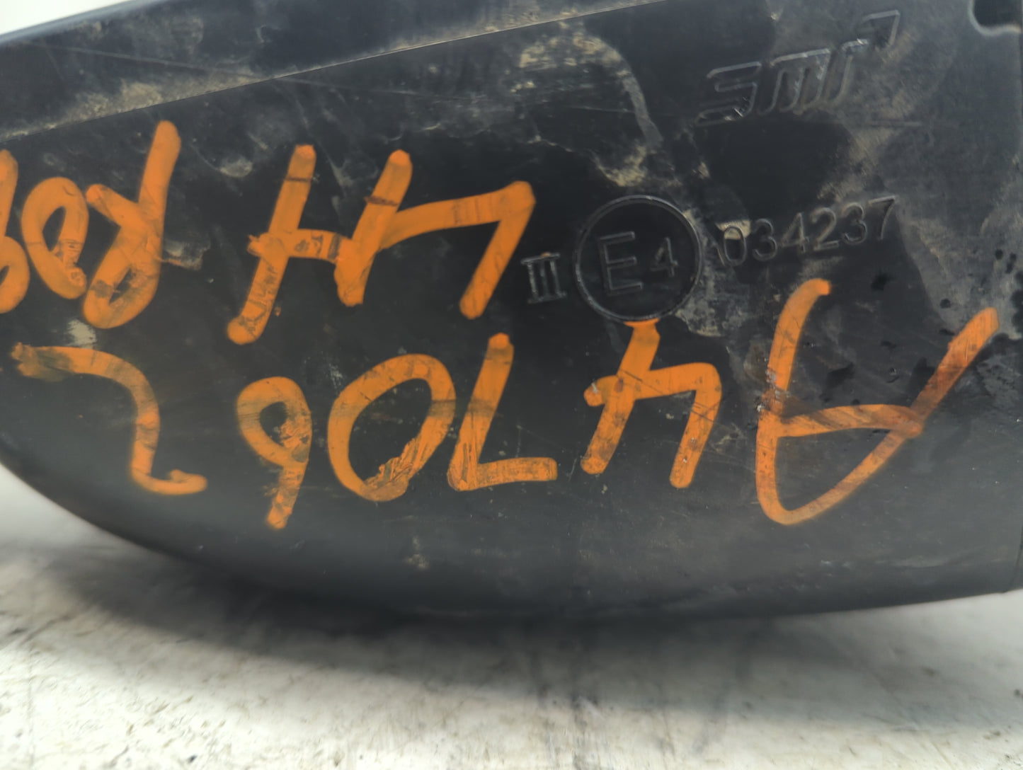 2017-2020 Nissan Rogue Driver Side View Mirror - Left Door Mirror OEM Used - Oemusedautoparts1.com