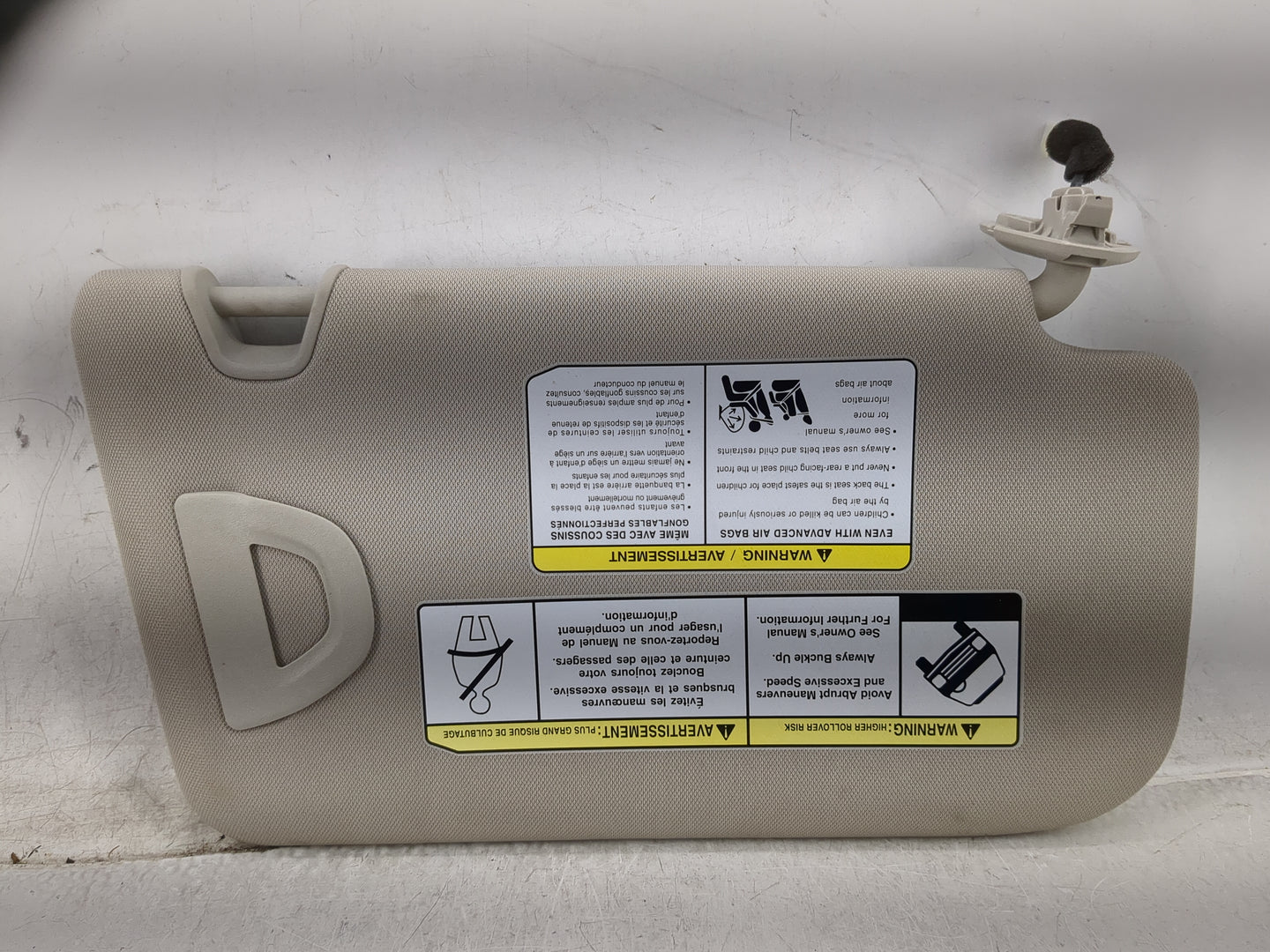 2018-2020 Nissan Rogue Sun Visor Shade Replacement Driver Left Mirror Fits Fits 2018 2019 2020 OEM Used Auto Parts - Oemused