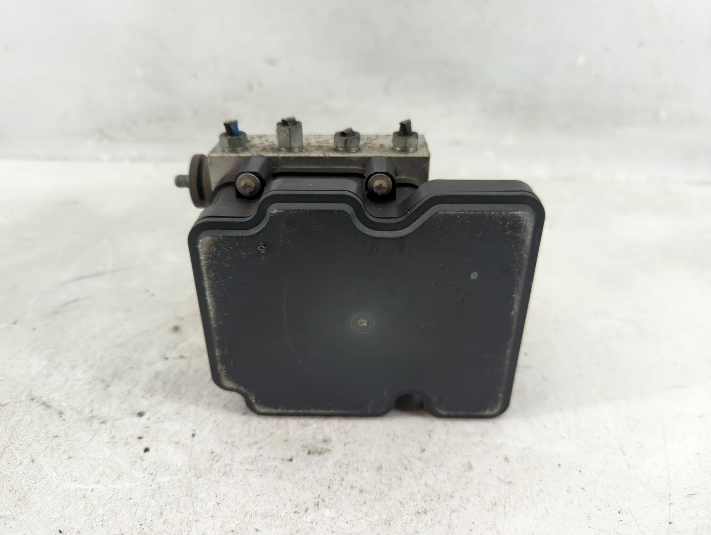 2018-2020 Nissan Rogue ABS Pump Control Module Replacement P/N:47660 9TG4A Fits Fits 2018 2019 2020 OEM Used Auto Parts - Oe