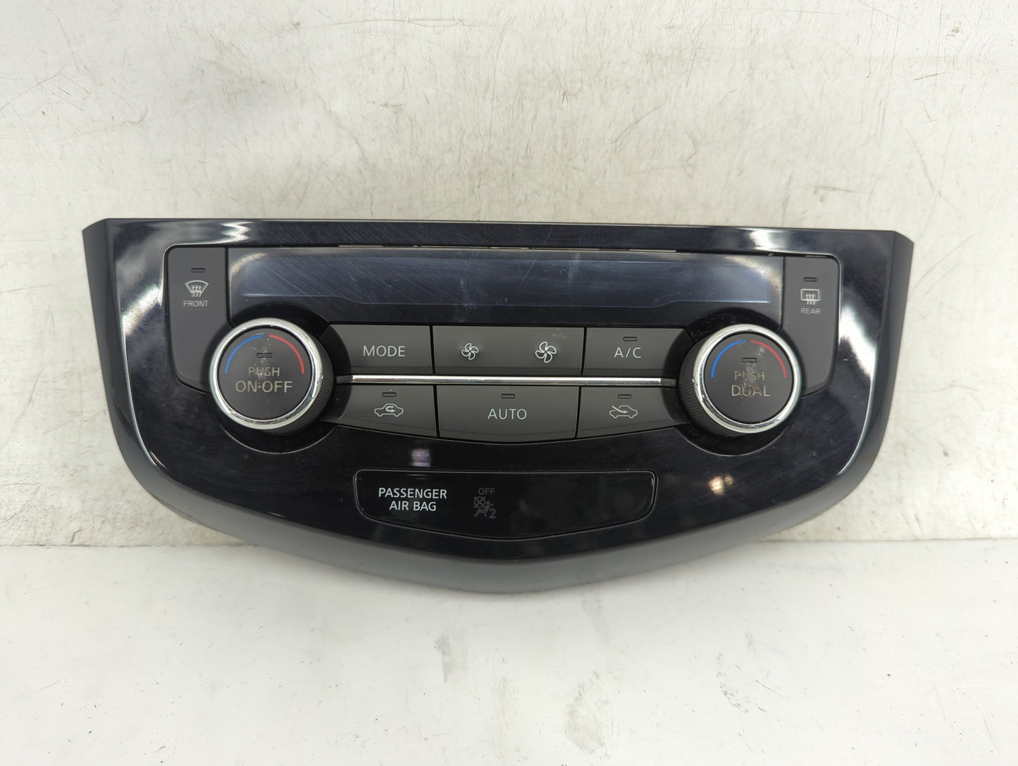 2017-2020 Nissan Rogue Climate Control Module Temperature AC/Heater Replacement P/N:27500 6MA0A T10936C A Fits OEM Used Auto