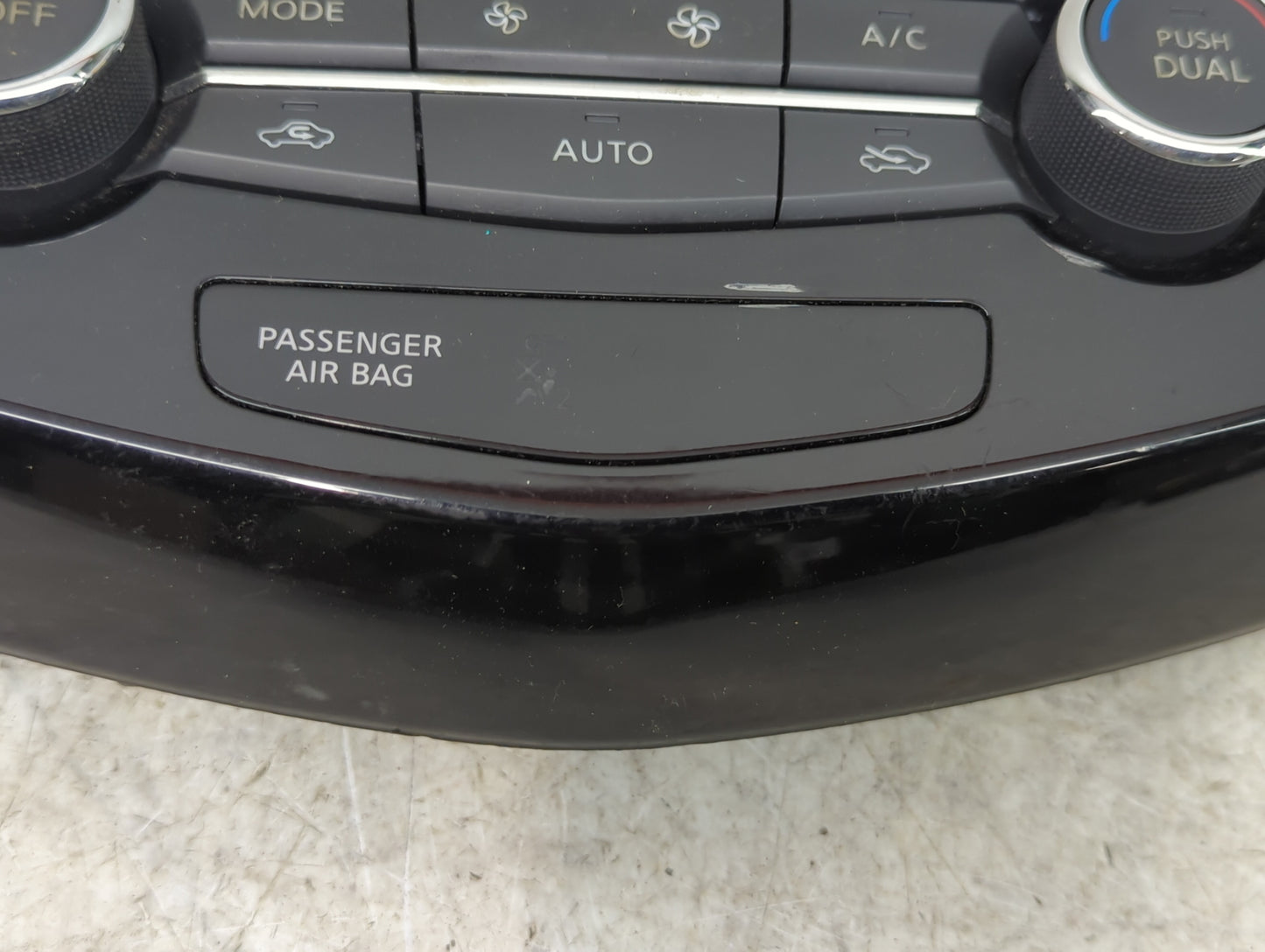 2017-2020 Nissan Rogue Climate Control Module Temperature AC/Heater Replacement P/N:27500 6MA0A Fits Fits 2017 2018 2019 202