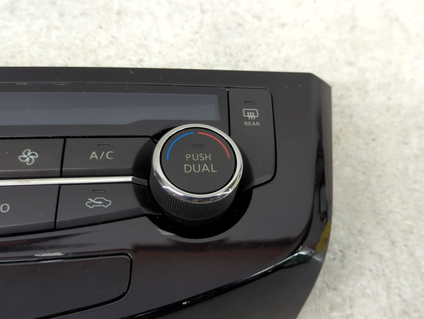 2017-2020 Nissan Rogue Climate Control Module Temperature AC/Heater Replacement P/N:27500 6MA0A Fits Fits 2017 2018 2019 202