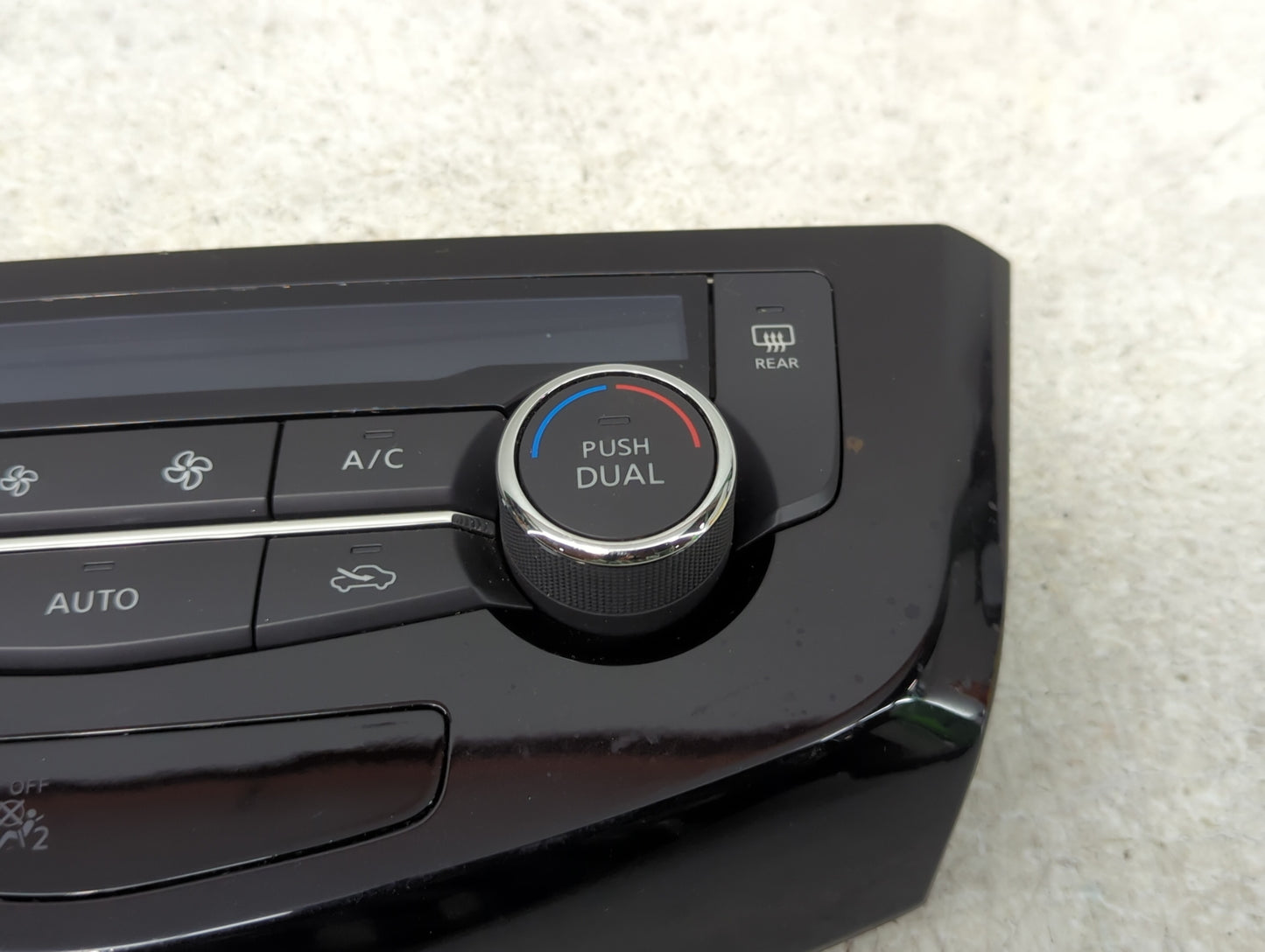 2017-2020 Nissan Rogue Climate Control Module Temperature AC/Heater Replacement P/N:27500 7FE0A Fits Fits 2017 2018 2019 202