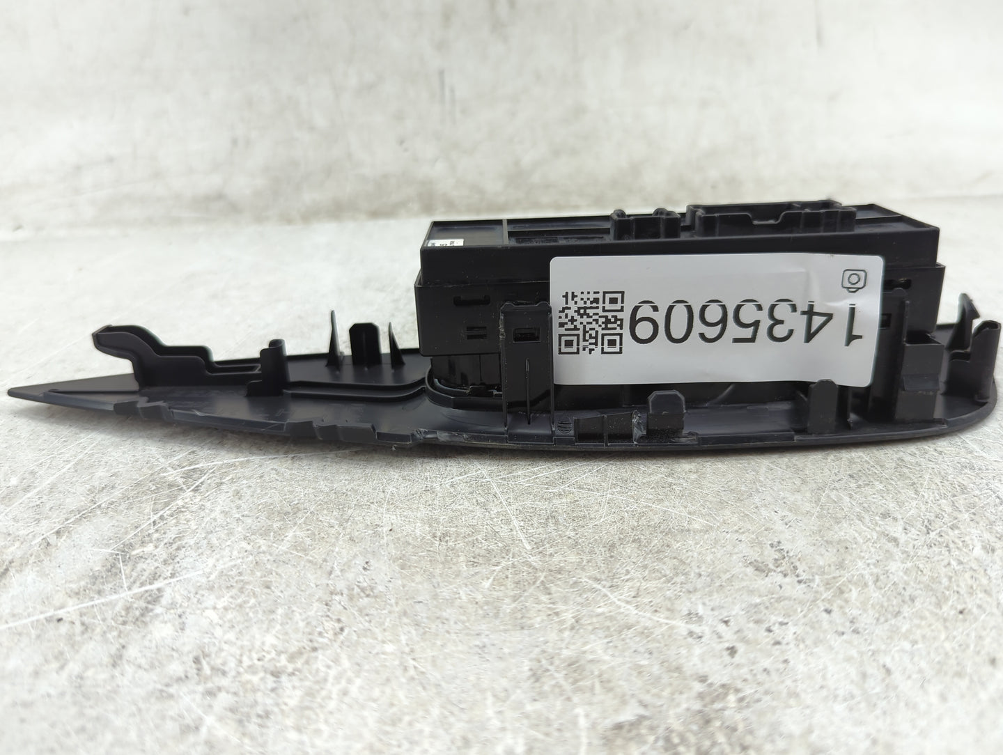 2016-2020 Nissan Rogue Master Power Window Switch Replacement Driver Side Left P/N:25401 4BA5A Fits OEM Used Auto Parts - Oe