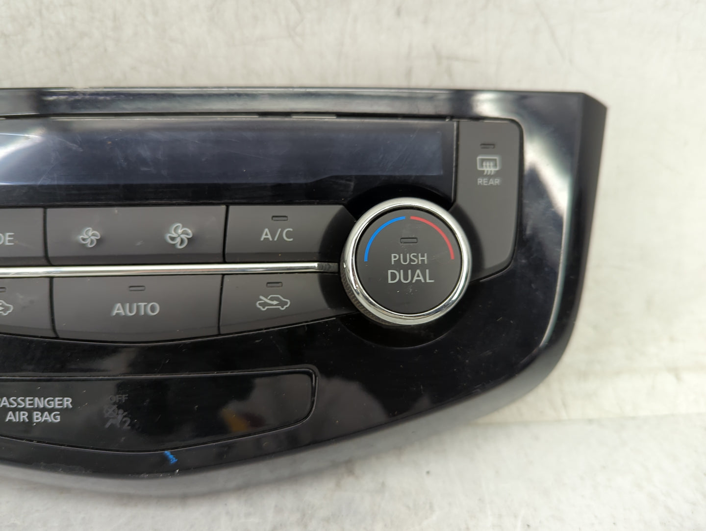 2017-2020 Nissan Rogue Climate Control Module Temperature AC/Heater Replacement P/N:27500 7FE0A Fits Fits 2017 2018 2019 202