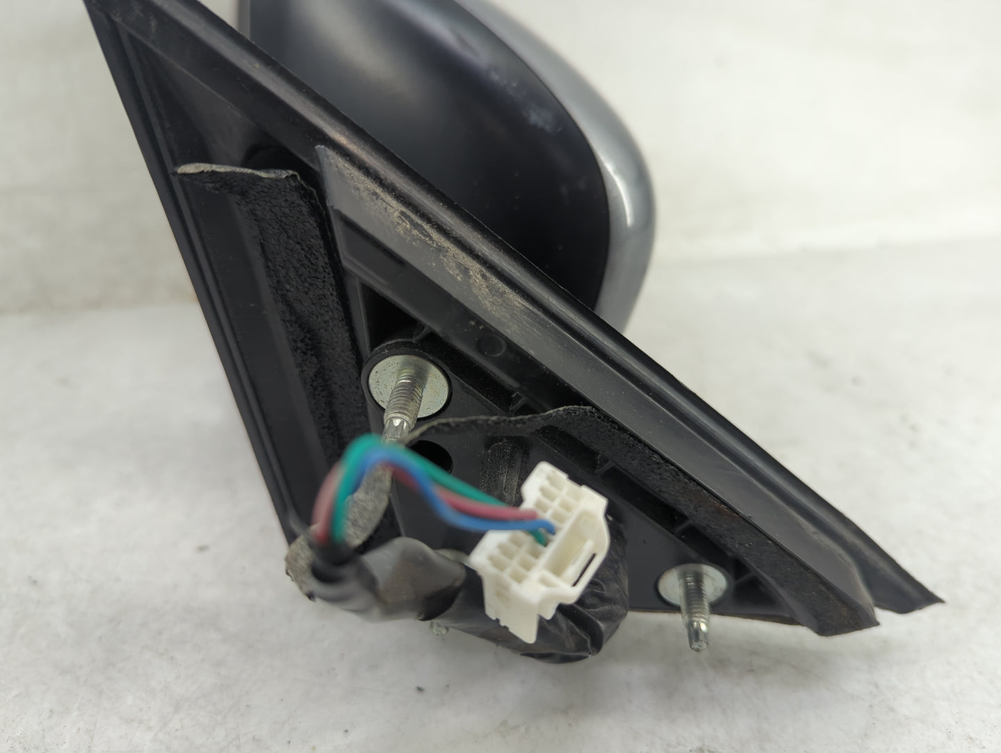 2016-2020 Nissan Rogue Driver Side View Mirror - Left Door Mirror OEM Used - Oemusedautoparts1.com