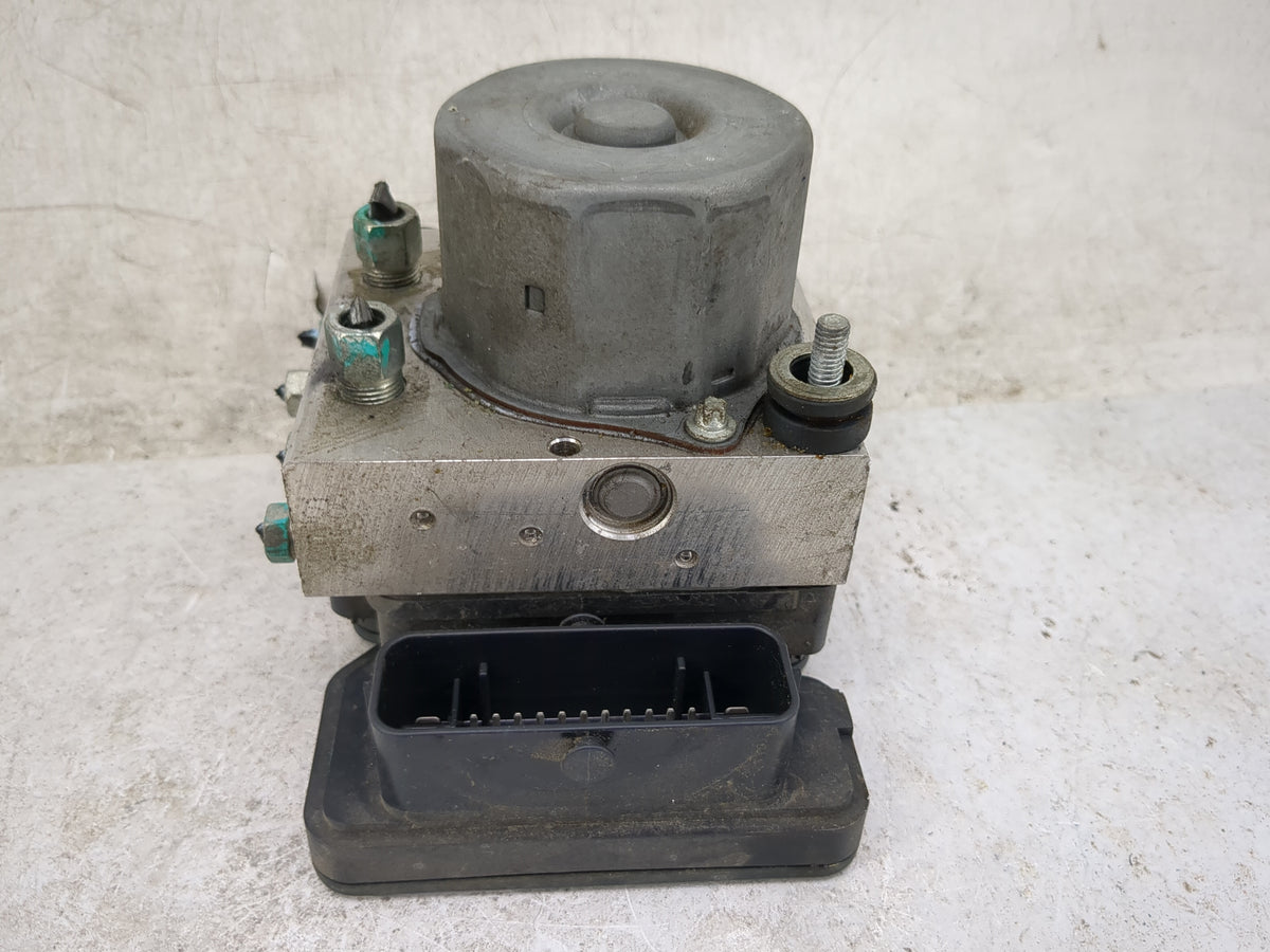 2018 Nissan Rogue Anti-Lock Brake ABS Pump Module Actuator OEM P/N:47660 5HR3A 2265106455, 0265956487 Fits OEM Used Auto Par