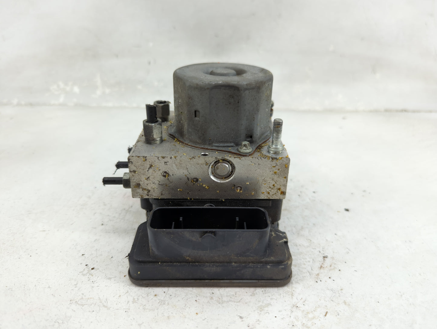 2018 Nissan Rogue ABS Pump Control Module Replacement P/N:47660 7FW9A Fits OEM Used Auto Parts - Oemusedautoparts1.com