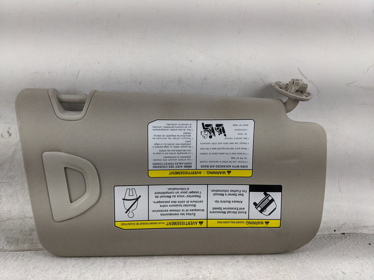 2018-2020 Nissan Rogue Sun Visor Shade Replacement Driver Left Mirror Fits Fits 2018 2019 2020 OEM Used Auto Parts - Oemused