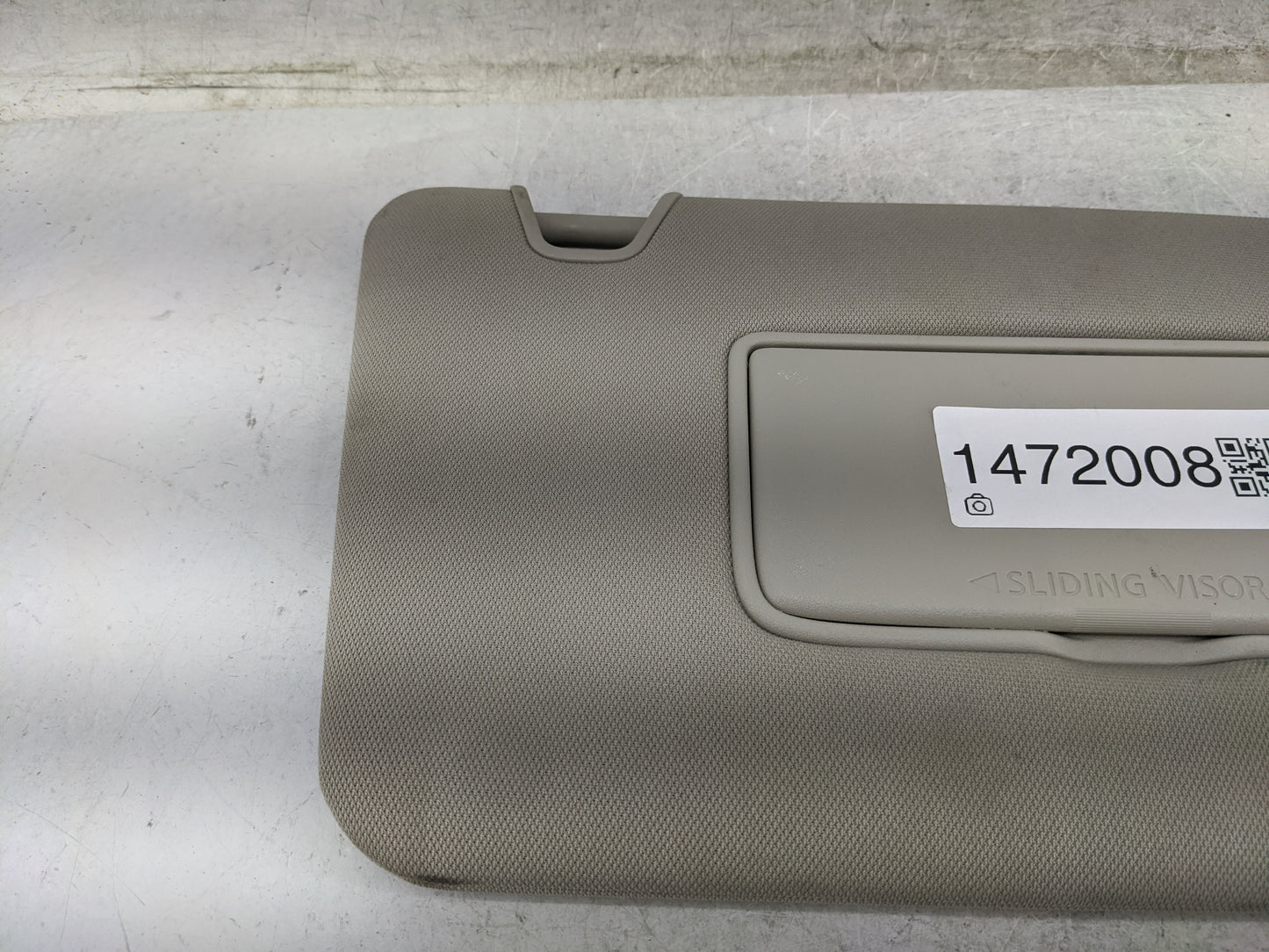 2018-2020 Nissan Rogue Sun Visor Shade Replacement Passenger Right Mirror Fits Fits 2018 2019 2020 OEM Used Auto Parts - Oem