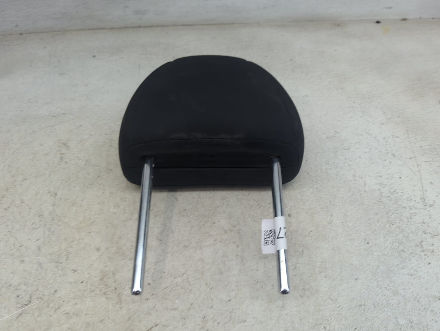 2018 Nissan Rogue Headrest Head Rest Front Driver Seat Black 1472704 - Oemusedautoparts1.com