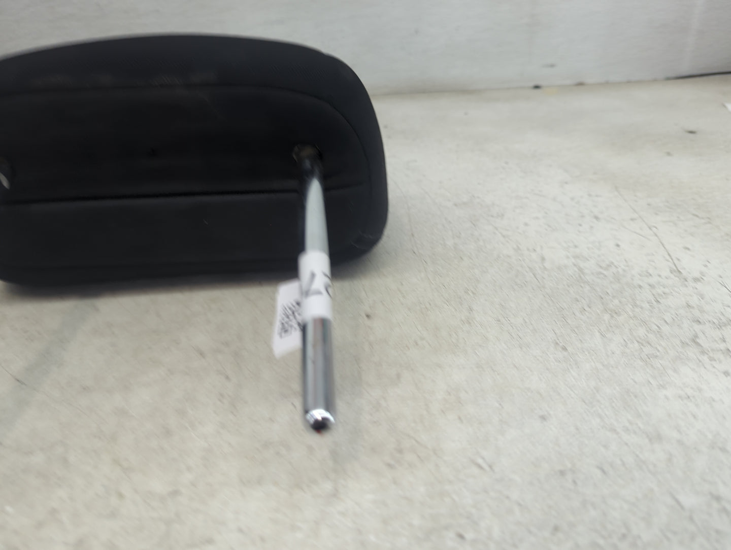2018 Nissan Rogue Headrest Head Rest Front Driver Seat Black 1472704 - Oemusedautoparts1.com