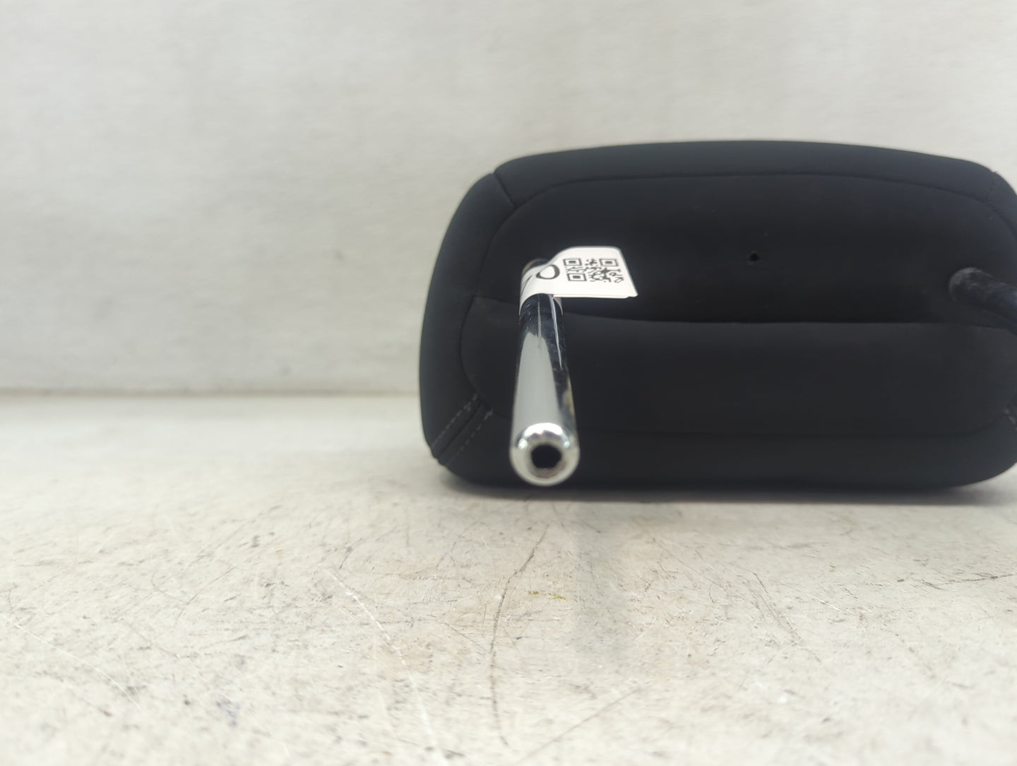 2018 Nissan Rogue Headrest Head Rest Rear Seat Fits OEM Used Auto Parts - Oemusedautoparts1.com