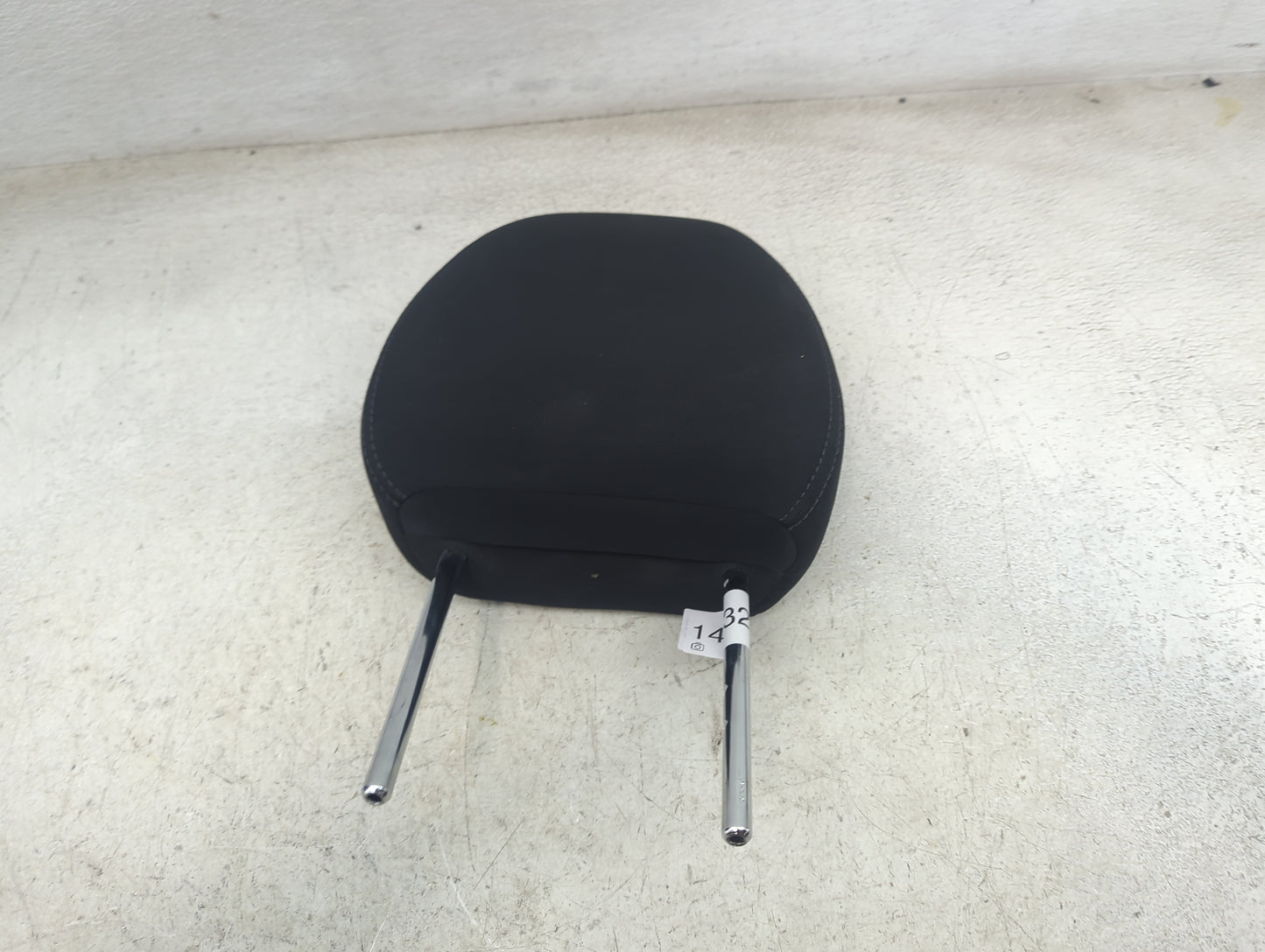 2018 Nissan Rogue Headrest Head Rest Rear Seat Fits OEM Used Auto Parts - Oemusedautoparts1.com