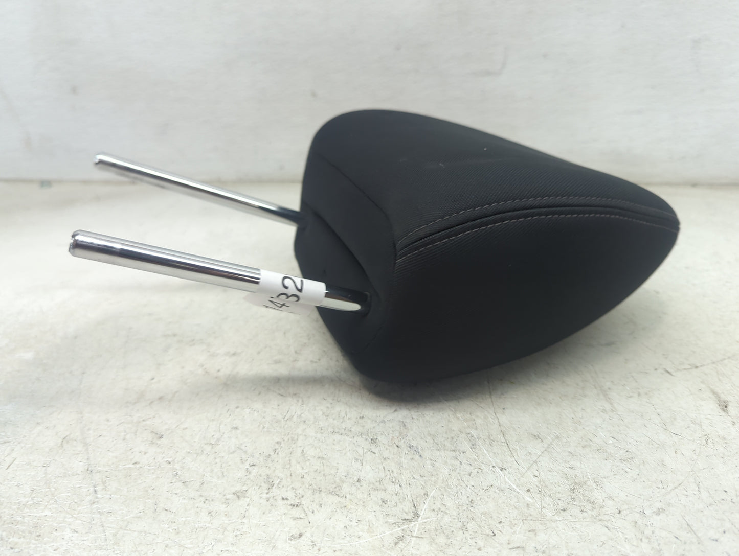 2018 Nissan Rogue Headrest Head Rest Rear Seat Fits OEM Used Auto Parts - Oemusedautoparts1.com