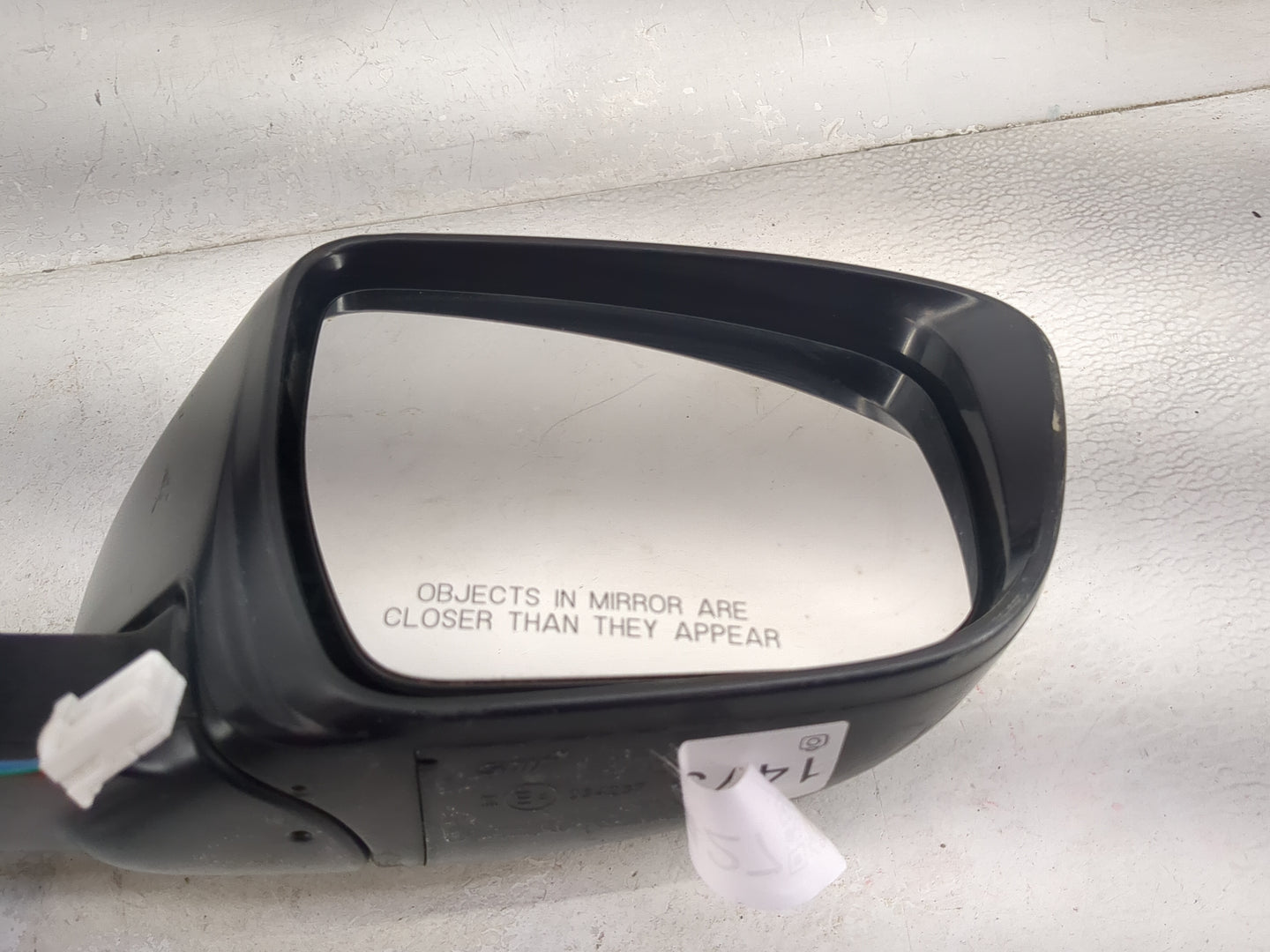 2016-2020 Nissan Rogue Passenger Side View Mirror - Right Door Mirror OEM Used - Oemusedautoparts1.com