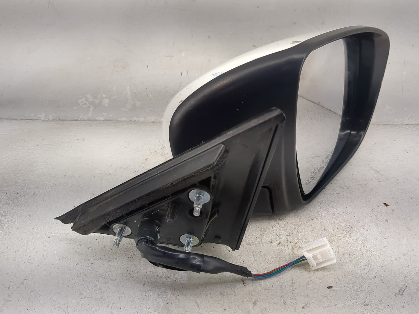 2016-2020 Nissan Rogue Passenger Side View Mirror - Right Door Mirror OEM Used - Oemusedautoparts1.com