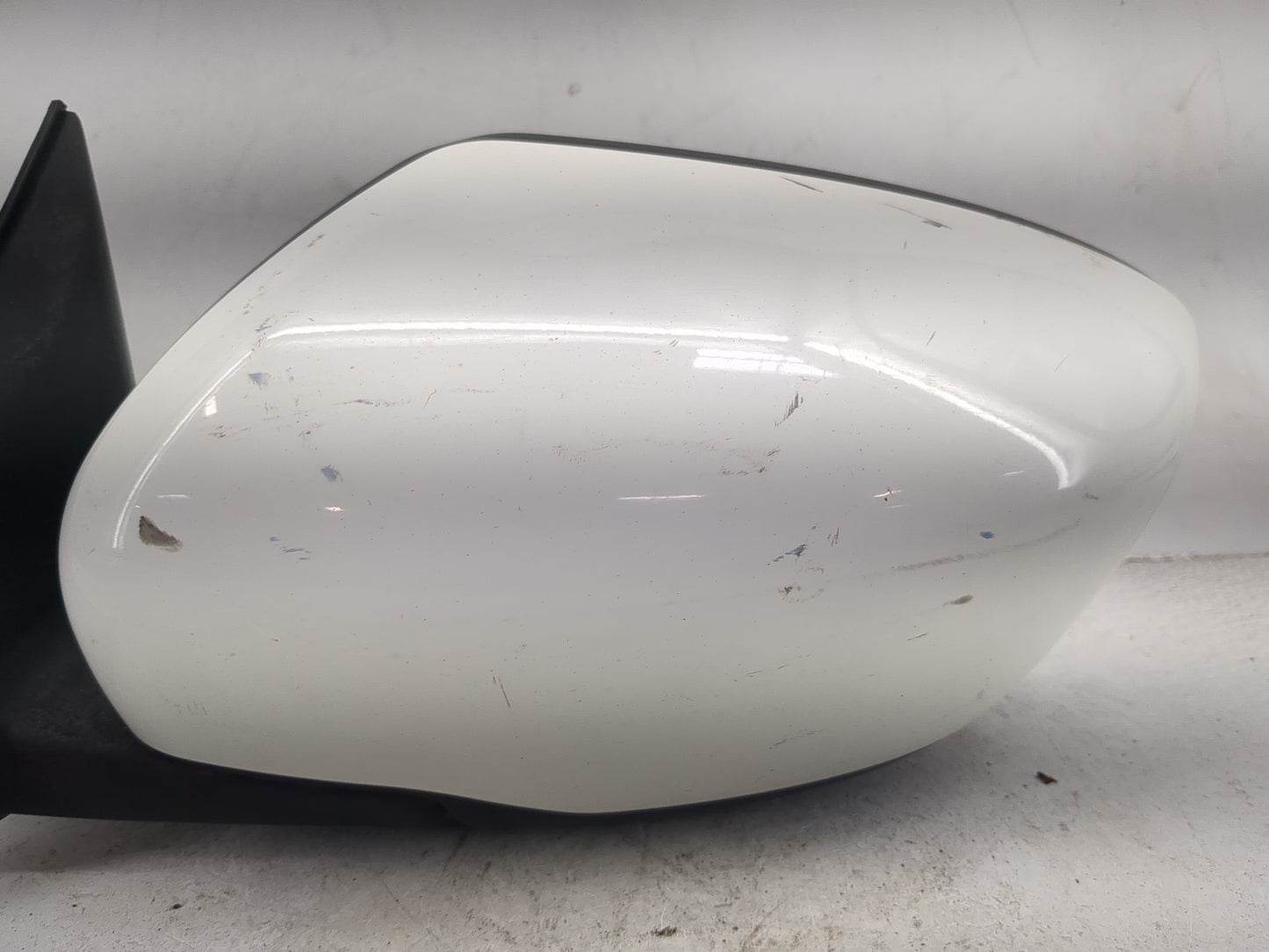 2016-2020 Nissan Rogue Driver Side View Mirror - Left Door Mirror OEM Used - Oemusedautoparts1.com