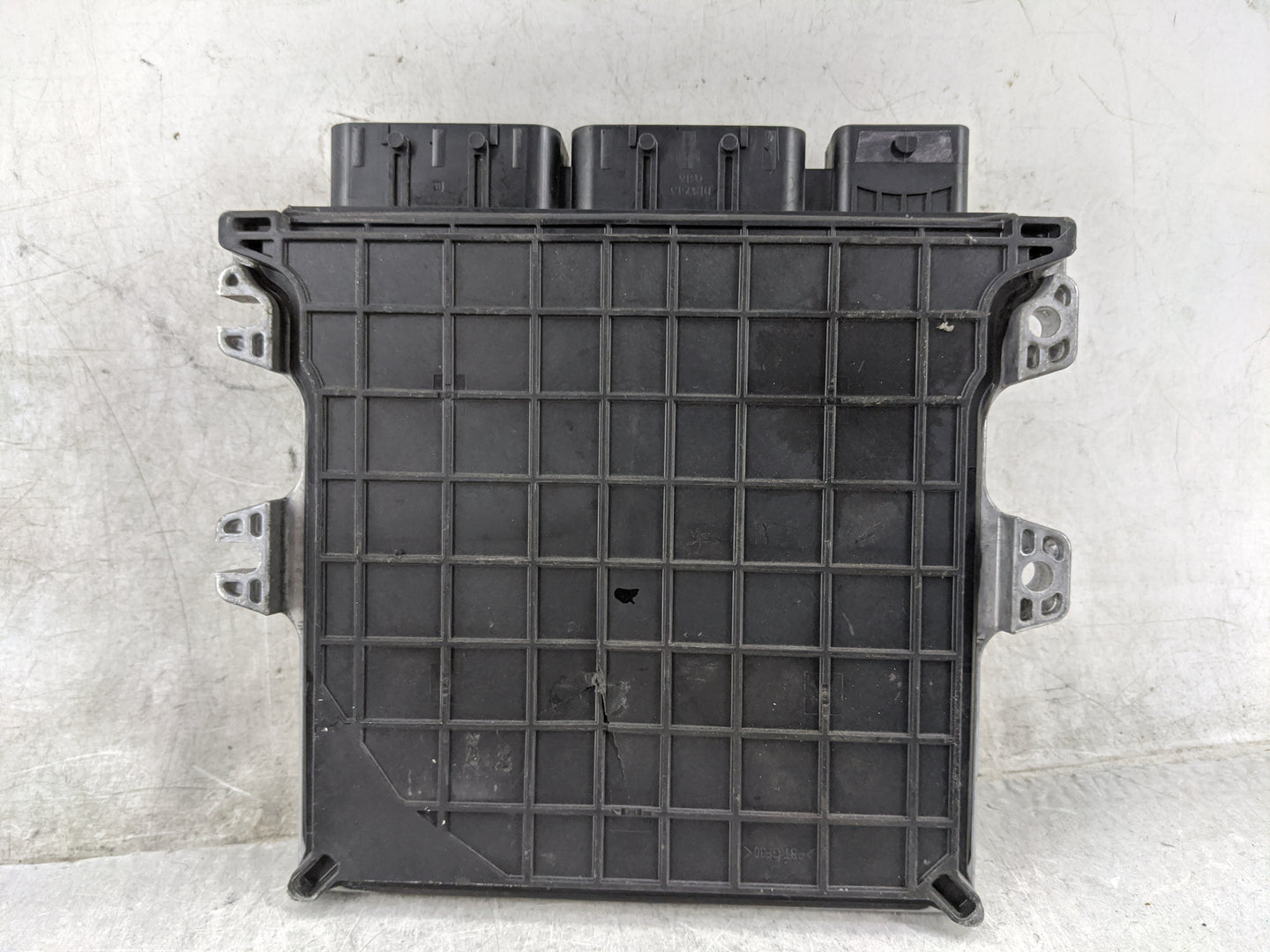 2018 Nissan Rogue PCM Engine Control Computer ECU ECM PCU OEM P/N:NEC034-085 BEC404-300 Fits OEM Used Auto Parts - Oemusedau