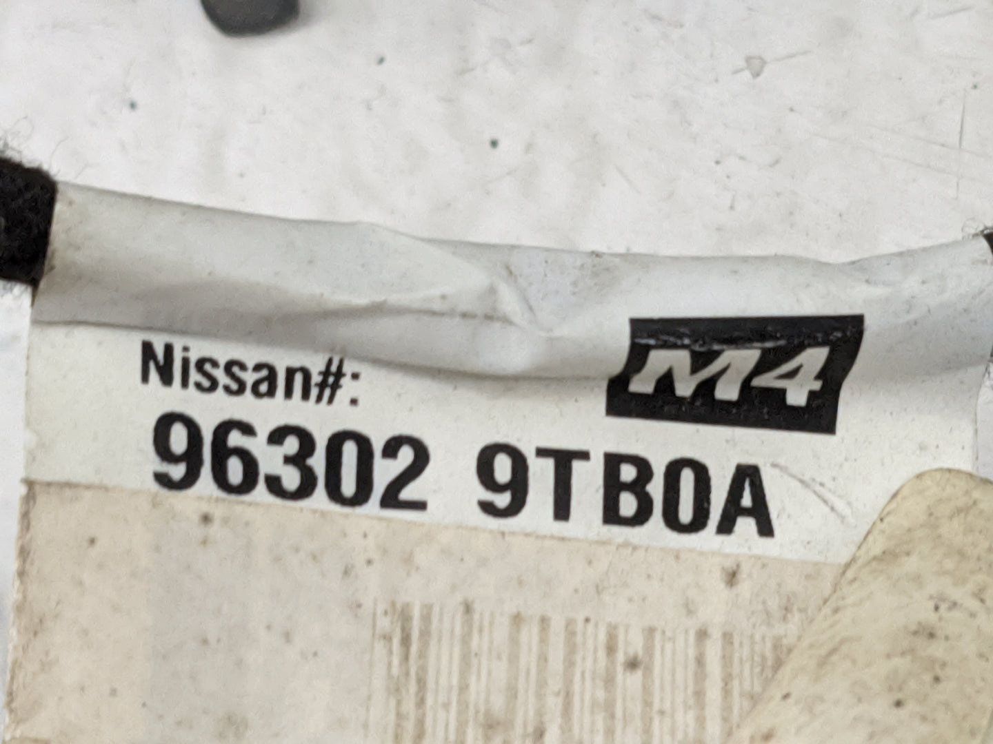 2016-2020 Nissan Rogue Driver Side View Mirror - Left Door Mirror OEM Used - Oemusedautoparts1.com