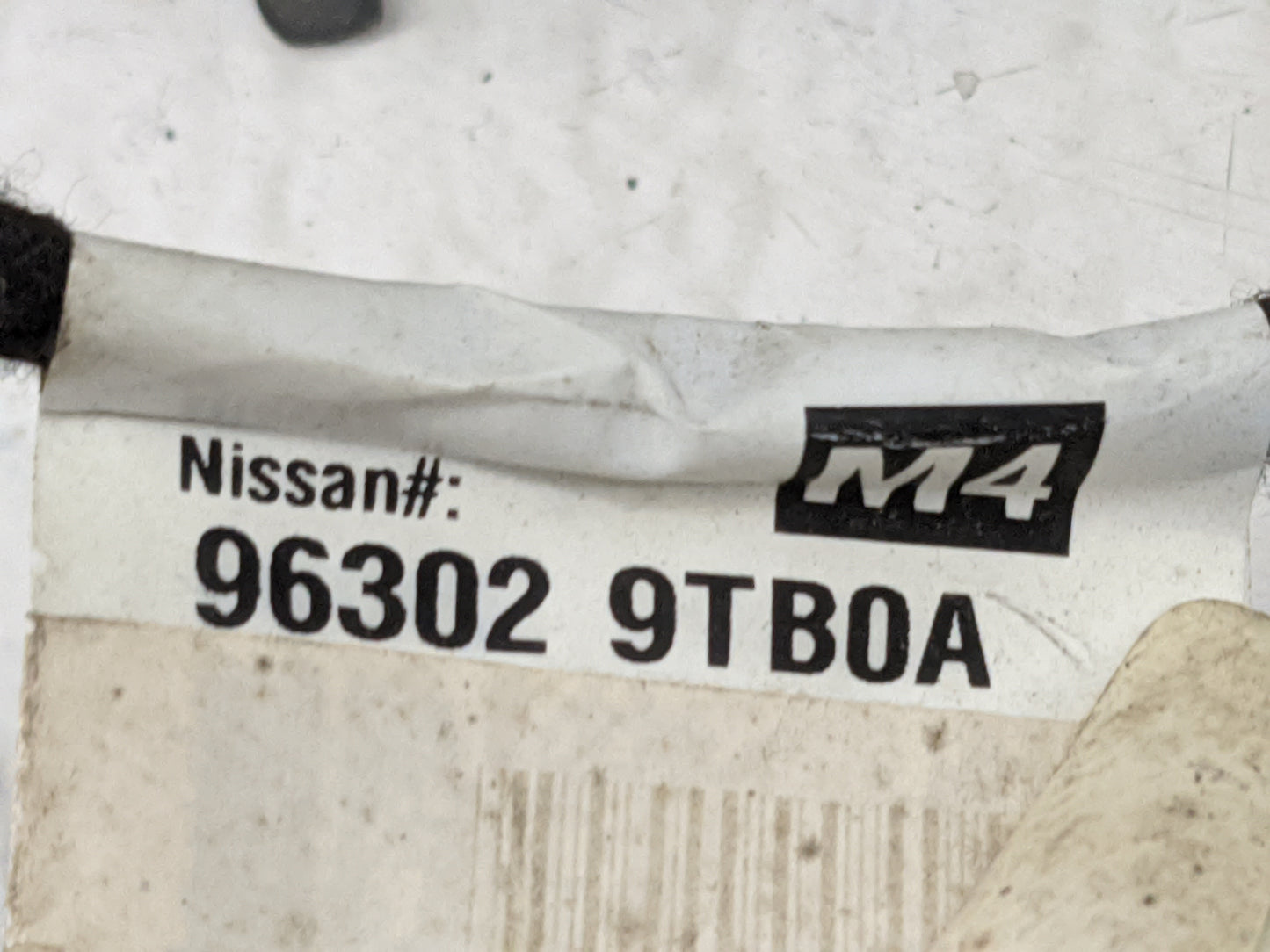 2016-2020 Nissan Rogue Driver Side View Mirror - Left Door Mirror OEM Used - Oemusedautoparts1.com