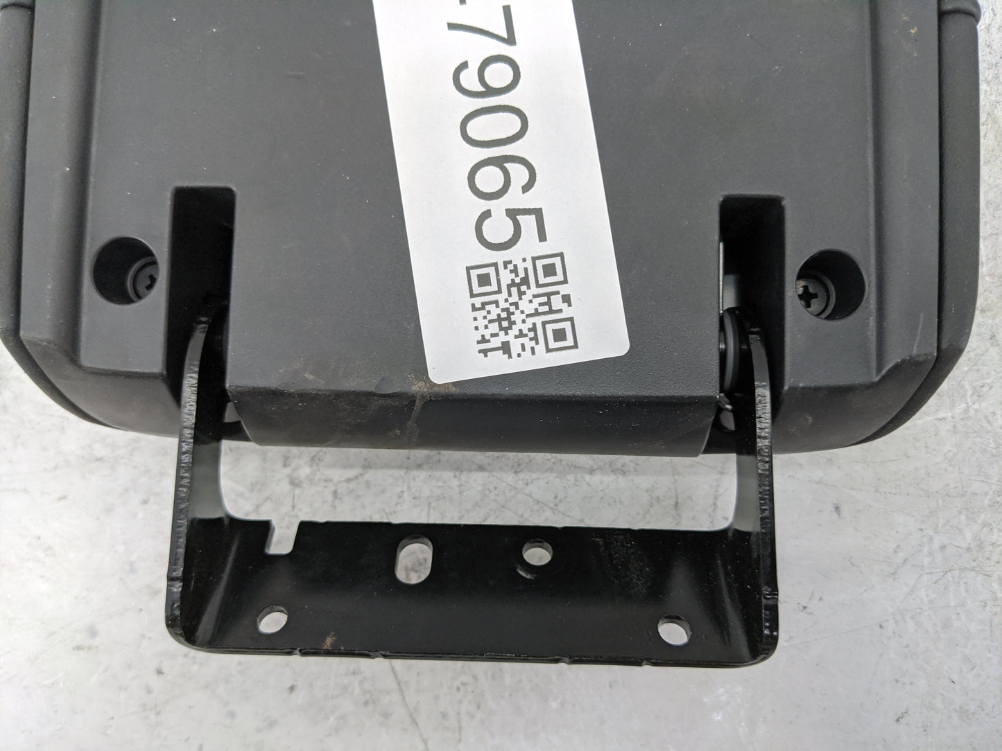 2018 Nissan Rogue Center Console Armrest Cover Lid Fits OEM Used Auto Parts - Oemusedautoparts1.com