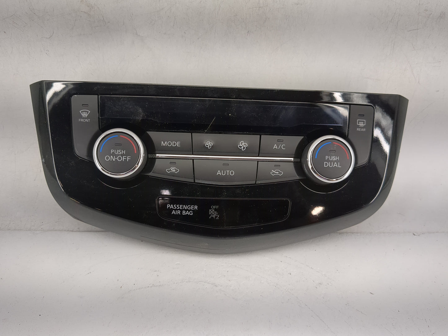 2017-2020 Nissan Rogue Climate Control Module Temperature AC/Heater Replacement P/N:27500 7FE0A T32163BA Fits OEM Used Auto 