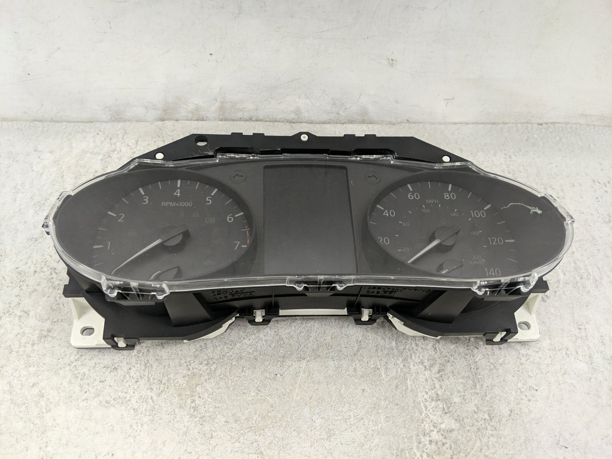 2018 Nissan Rogue Instrument Cluster Speedometer Gauges P/N:5HR0A/VVD3 5HR0A, VVD3 Miles: Fits OEM Used Auto Parts - Oemused