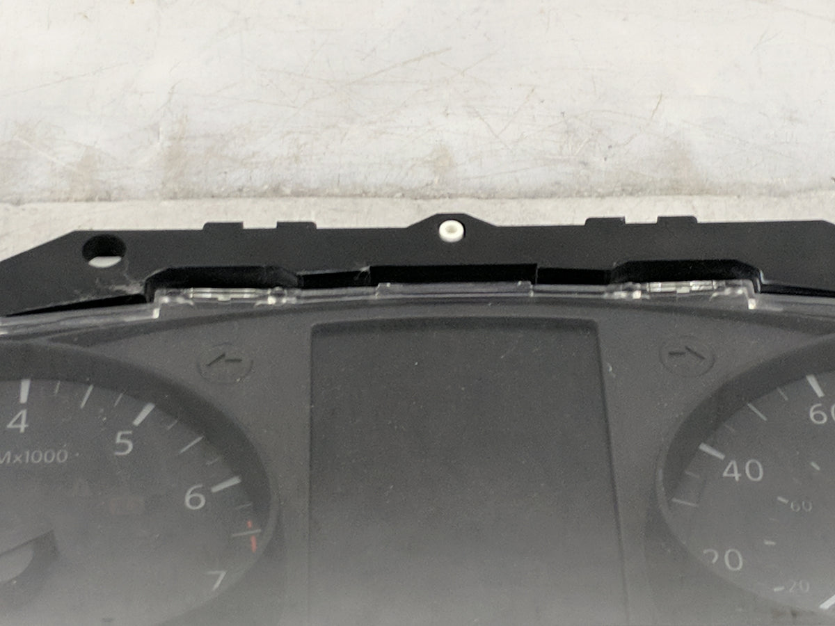 2018 Nissan Rogue Instrument Cluster Speedometer Gauges P/N:5HR0A/VVD3 5HR0A, VVD3 Miles: Fits OEM Used Auto Parts - Oemused