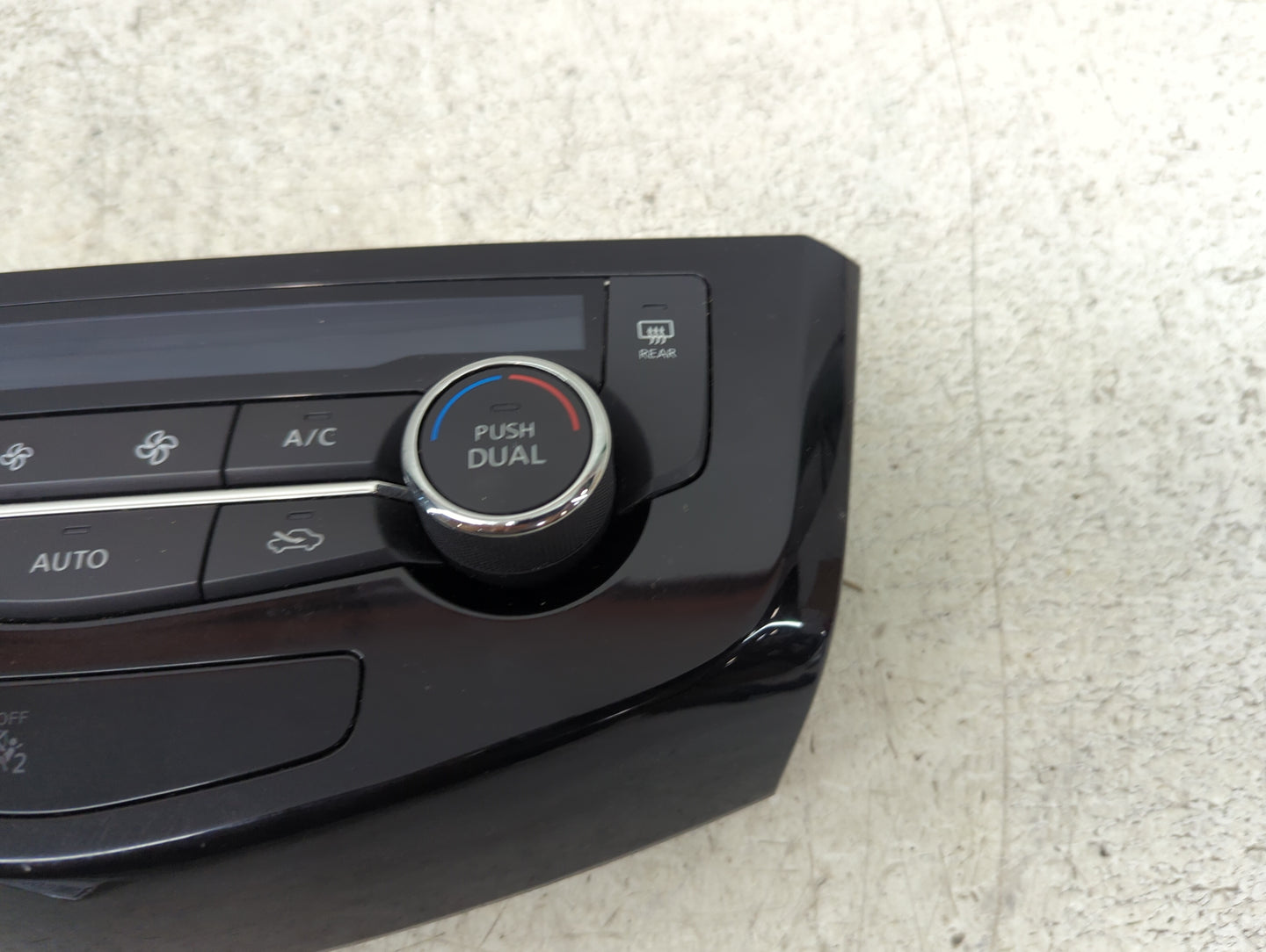 2017-2020 Nissan Rogue Climate Control Module Temperature AC/Heater Replacement P/N:27500 7FE0A Fits Fits 2017 2018 2019 202