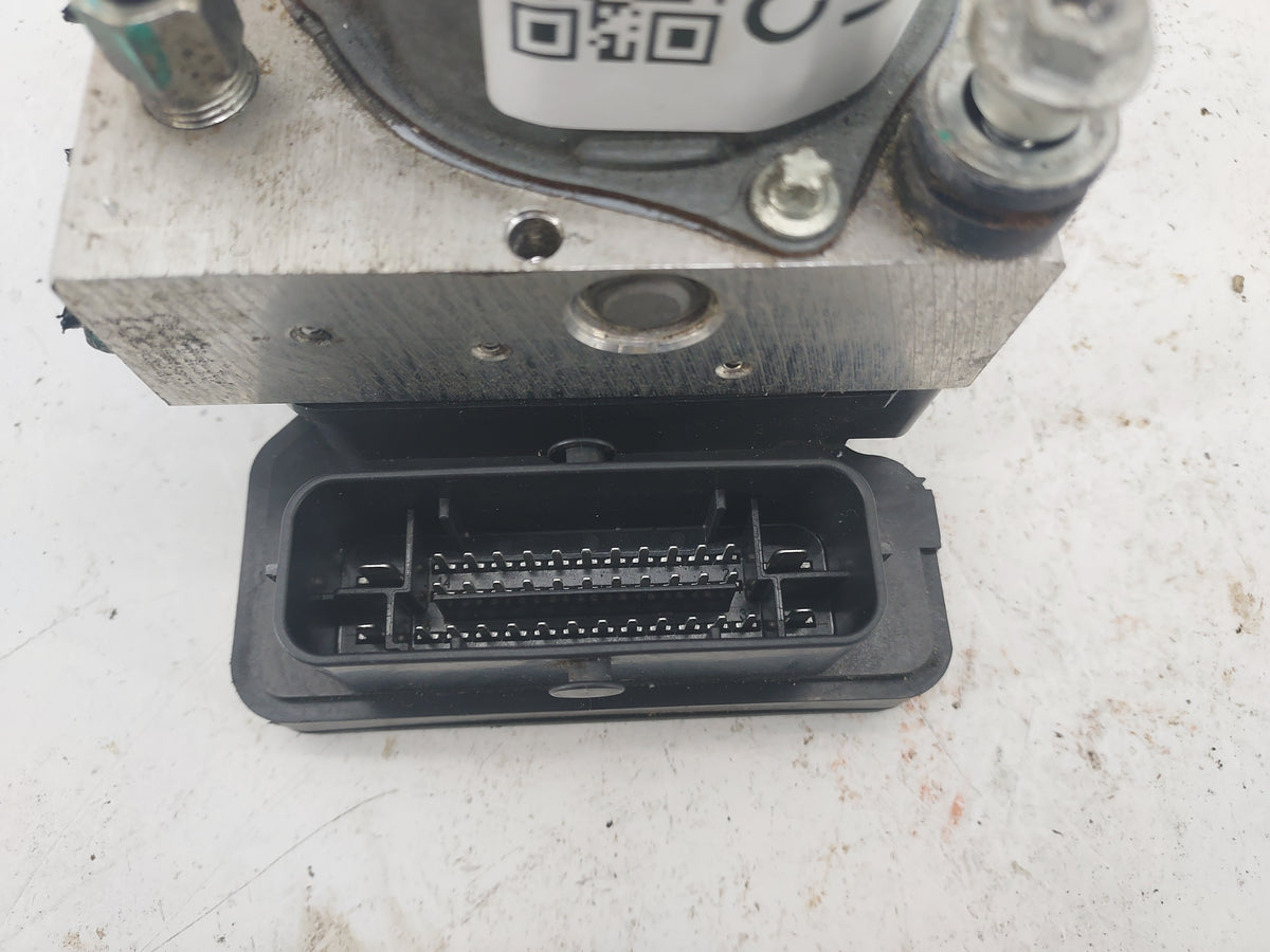 2018 Nissan Rogue Anti-Lock Brake ABS Pump Module Actuator OEM P/N:0265956487 2265106455, 0265259487 Fits OEM Used Auto Part