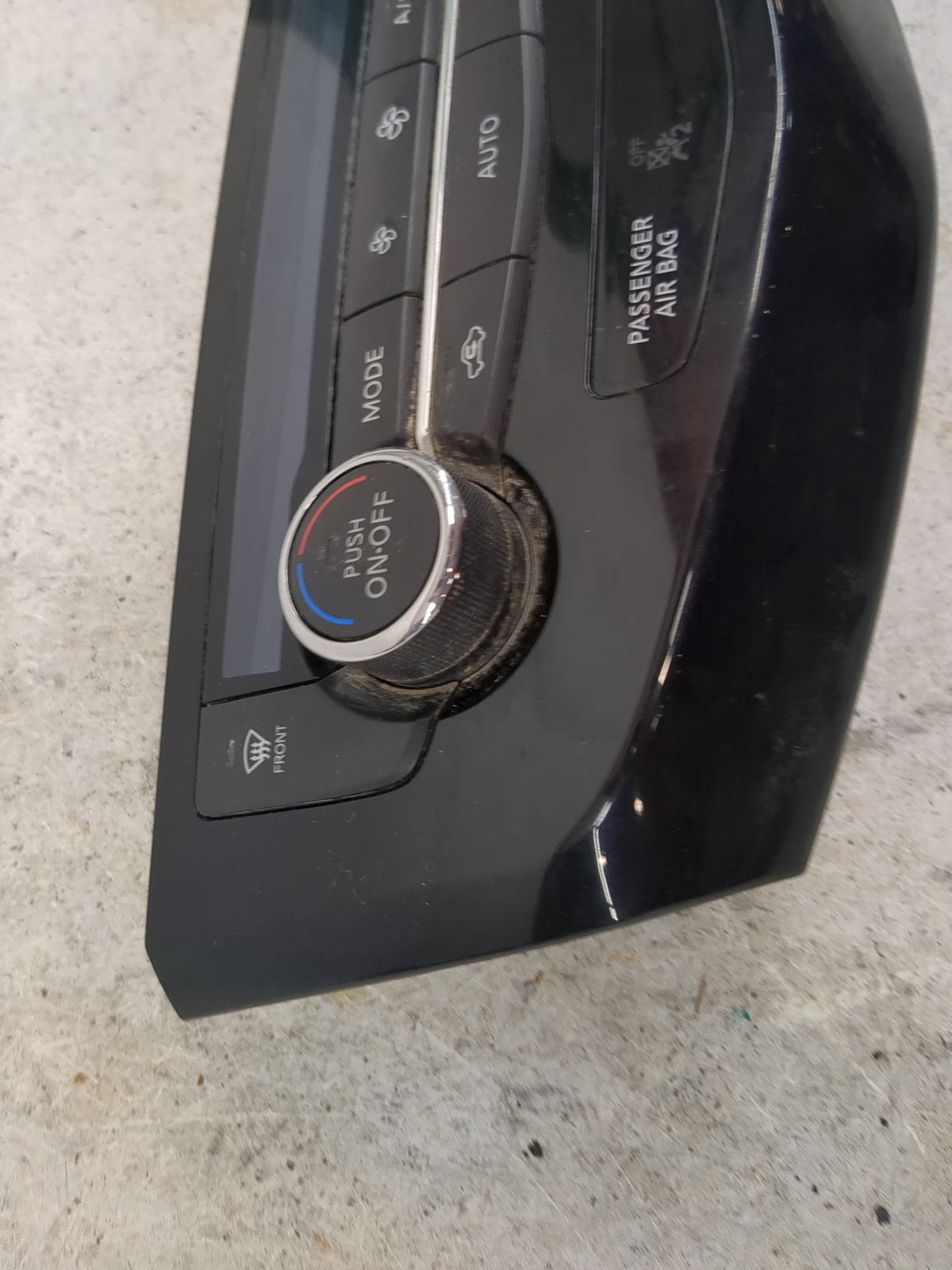 2017-2020 Nissan Rogue Climate Control Module Temperature AC/Heater Replacement P/N:27500 6MA0A Fits Fits 2017 2018 2019 202