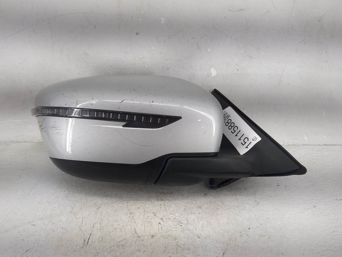 2017-2020 Nissan Rogue Passenger Side View Mirror - Right Door Mirror OEM Used - Oemusedautoparts1.com