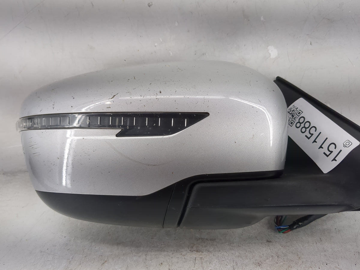 2017-2020 Nissan Rogue Passenger Side View Mirror - Right Door Mirror OEM Used - Oemusedautoparts1.com