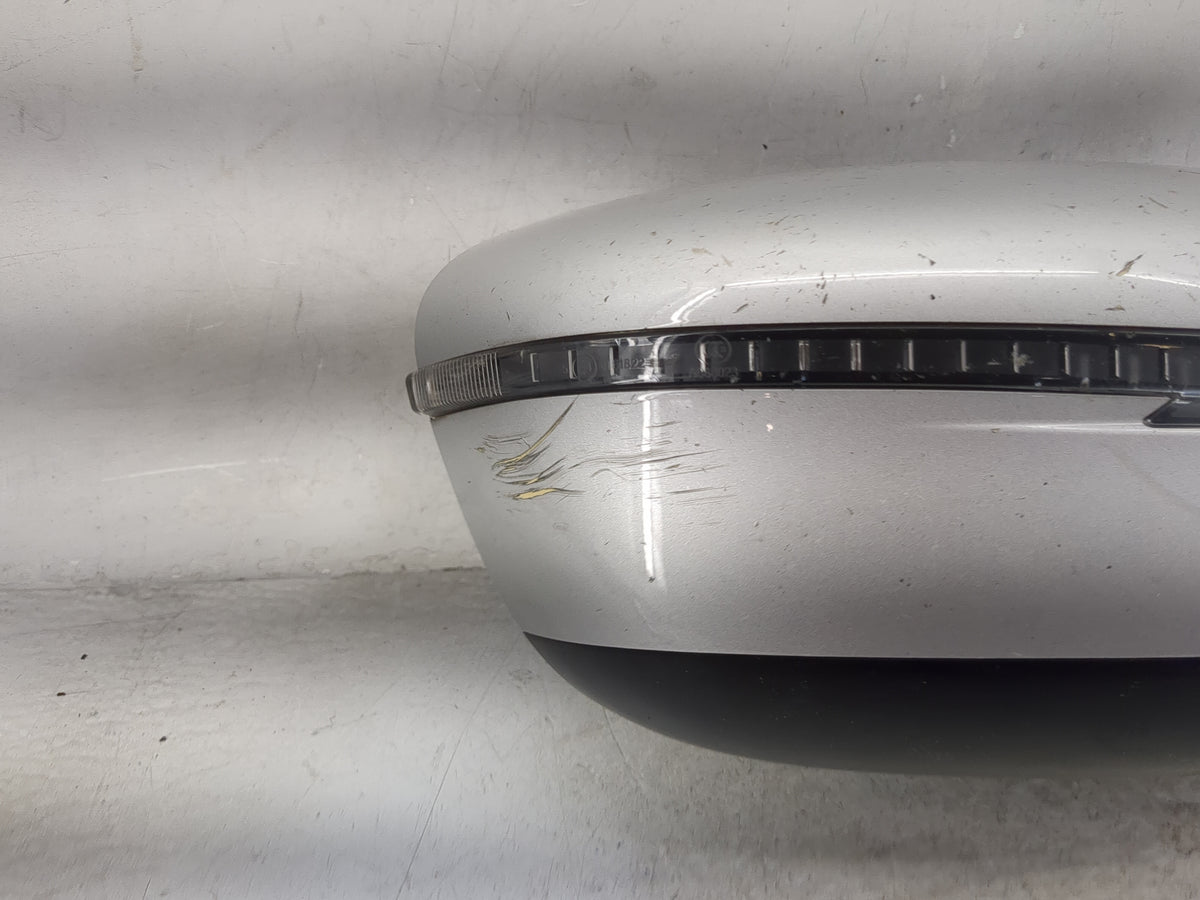 2017-2020 Nissan Rogue Passenger Side View Mirror - Right Door Mirror OEM Used - Oemusedautoparts1.com