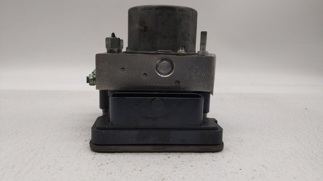 2018 Nissan Rogue ABS Pump Control Module Replacement P/N:47660 5HR1A 47660 5HR2A Fits OEM Used Auto Parts - Oemusedautopart